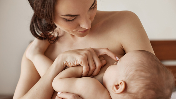 Skin-to-skin with your baby