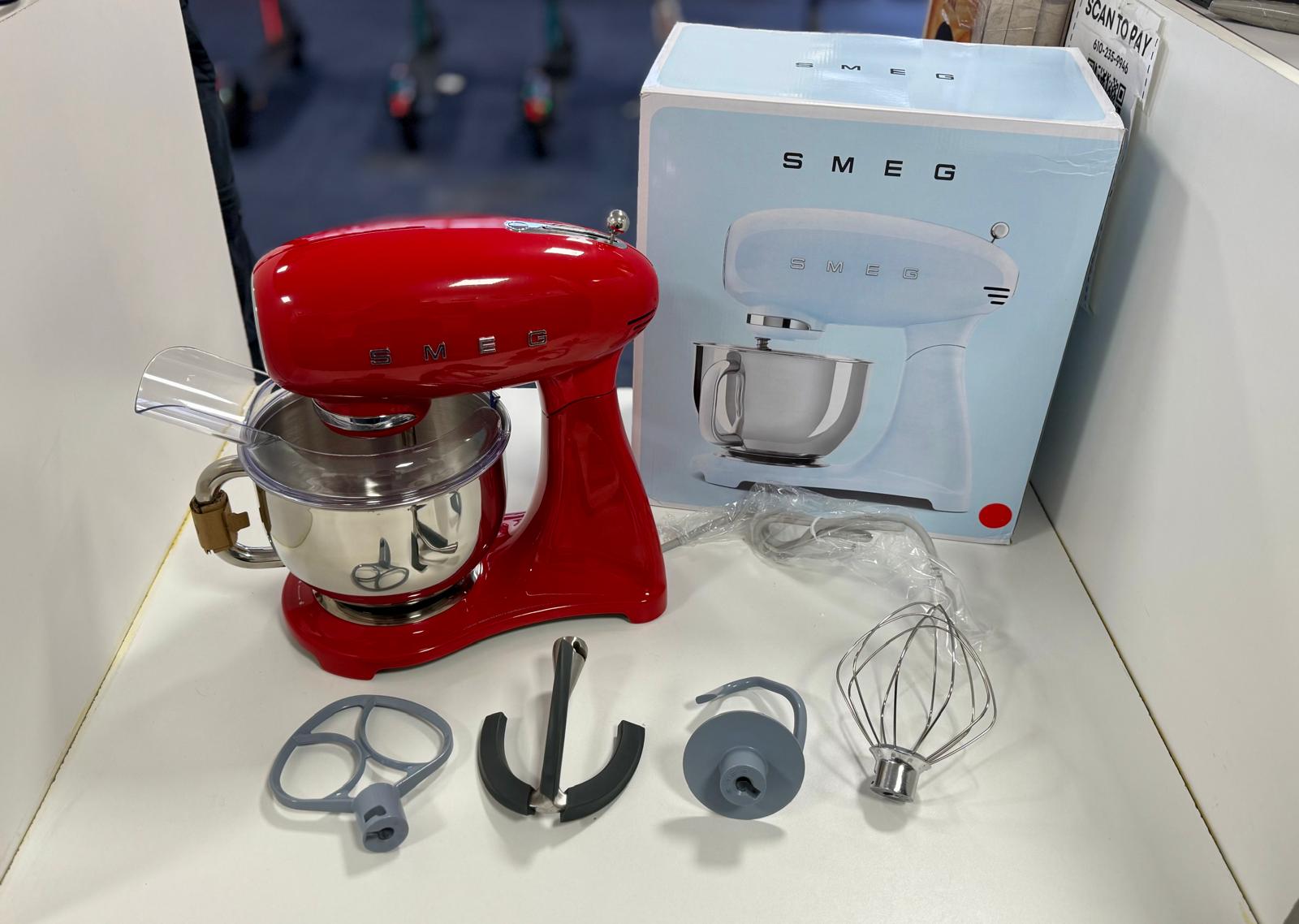 Smeg Retro Style Stand Mixer 5-Quart Capacity RED