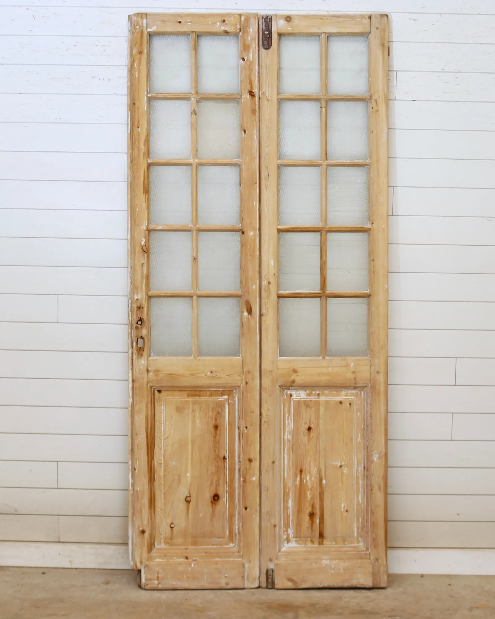 THE DOUGLAS FRENCH PAIR WITH GLASS