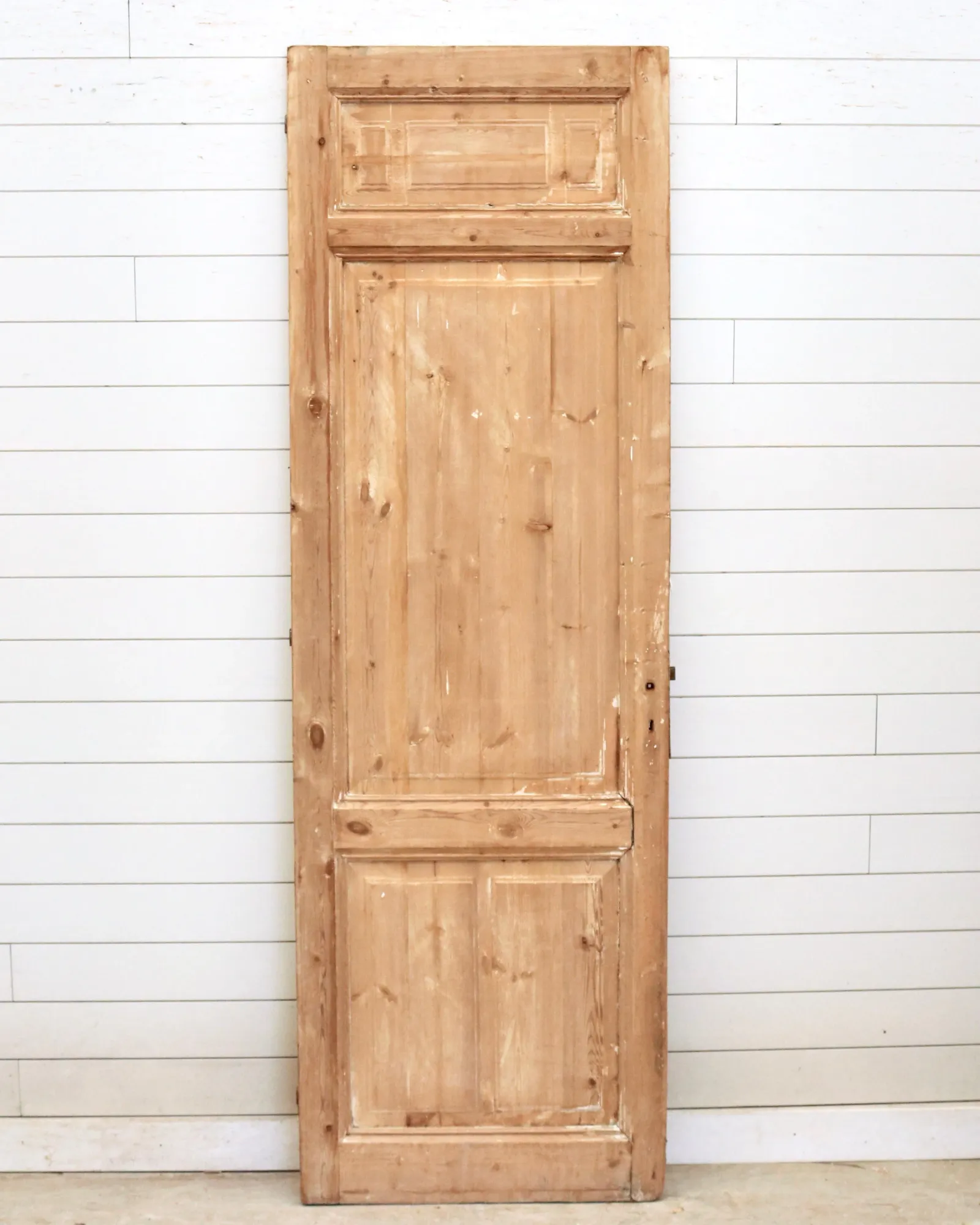 THE LAVER SINGLE SOLID DOOR
