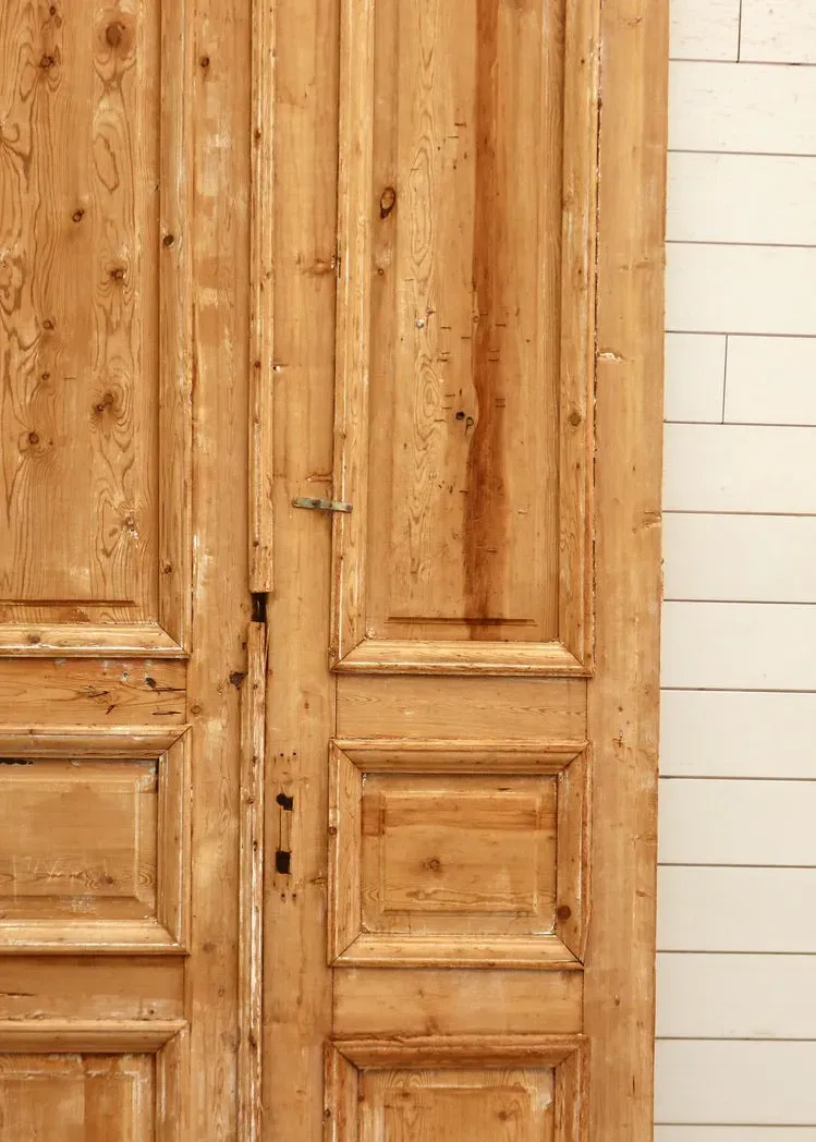 THE BARTHLEMEY SOLID DOOR PAIR