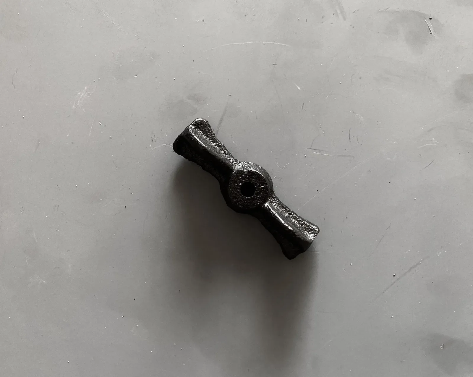 Bowtie Turn Latch