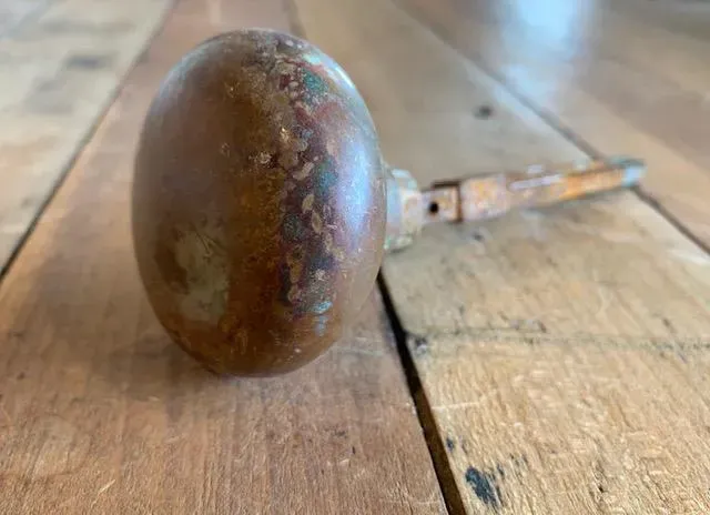 Brass Knob - 211