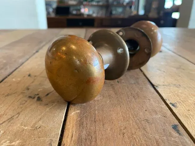 Brass Knob Pair - 106