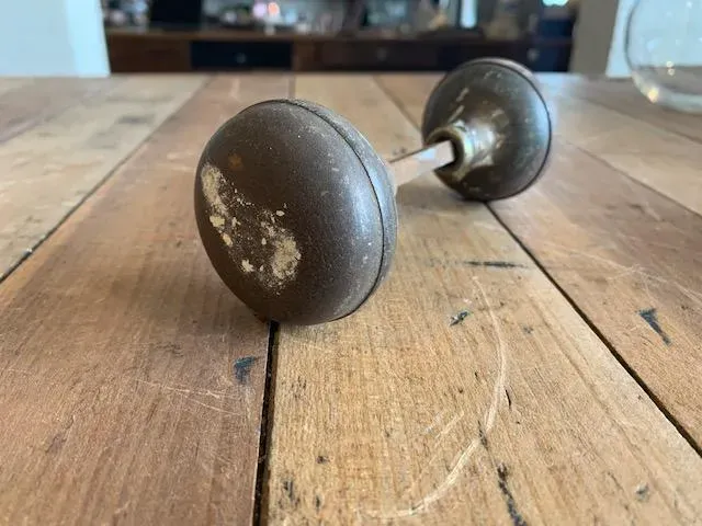 Brass Knob Pair - 108