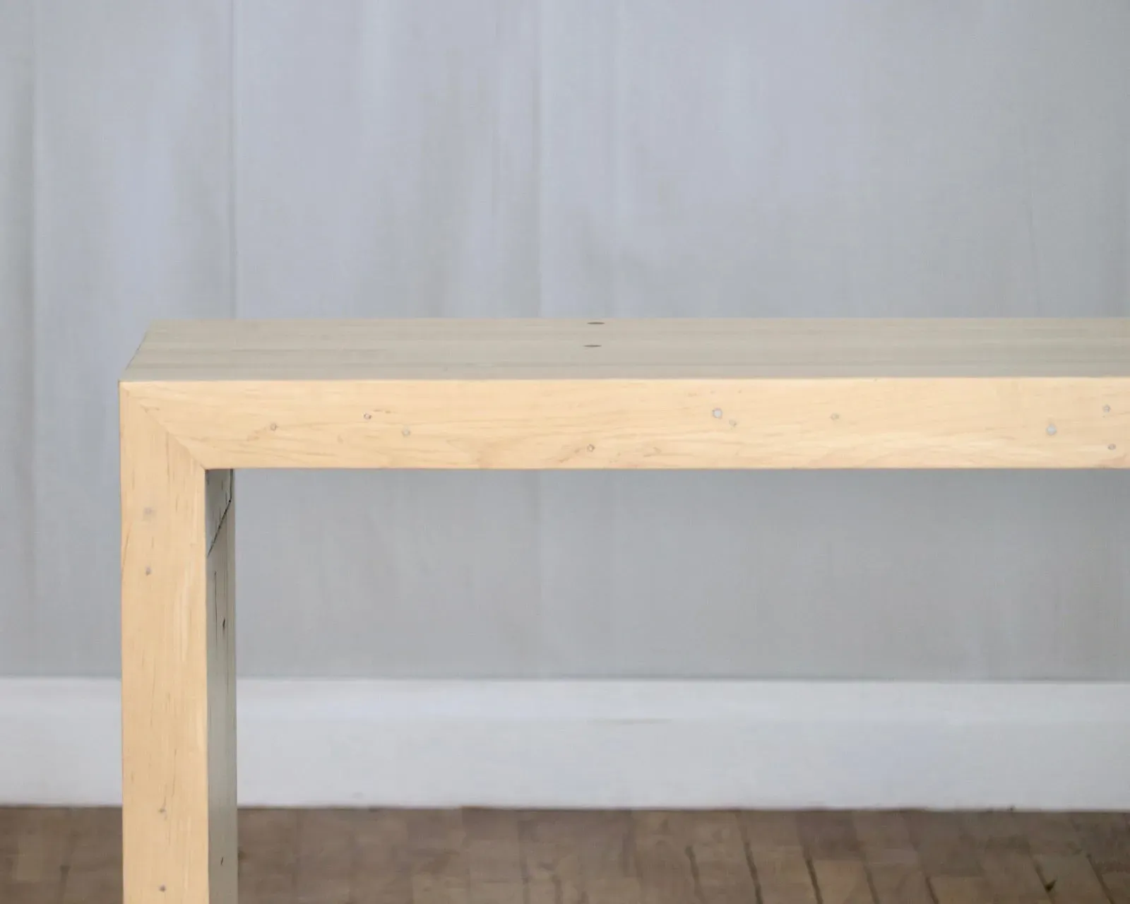 THE LISA WATERFALL TABLE