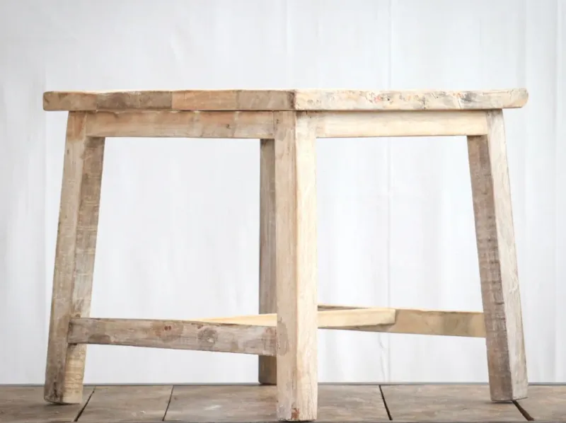HUNGARIAN SQUARE SIDE TABLE