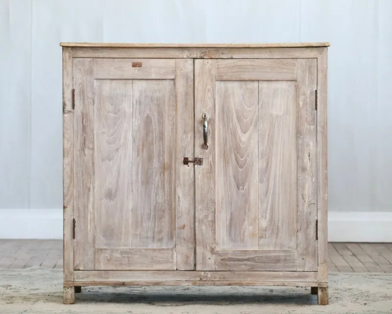 THE FELIX NATURAL WOOD CABINET