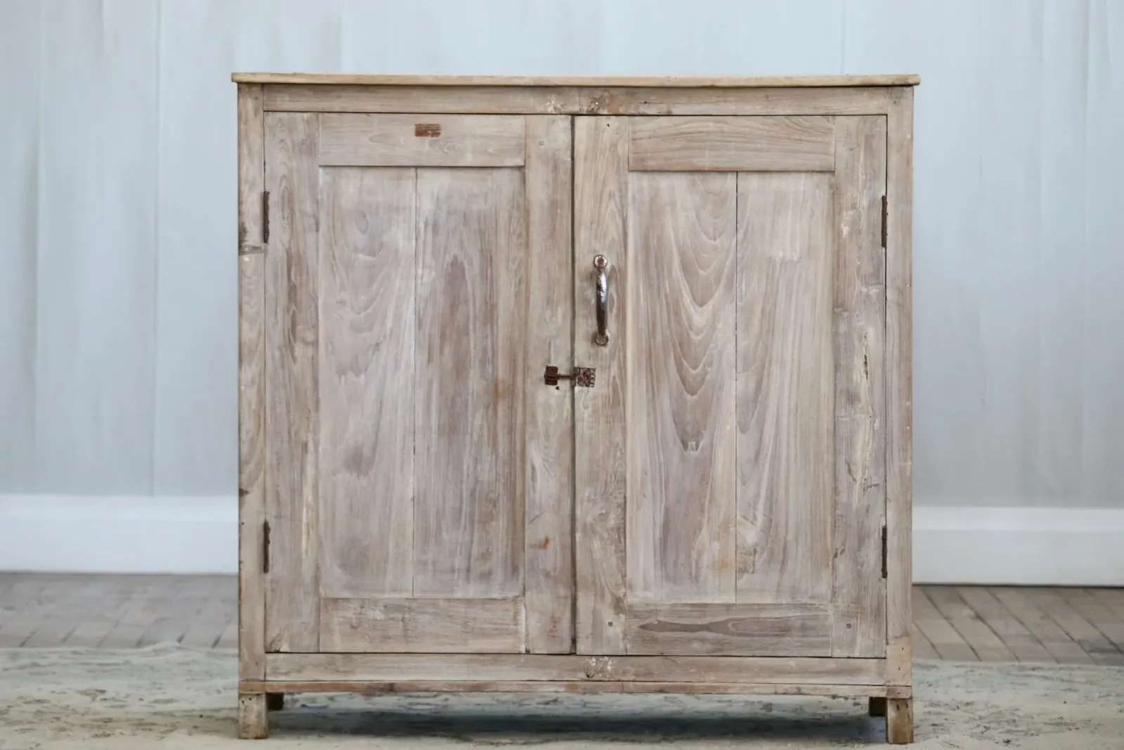 THE FELIX NATURAL WOOD CABINET