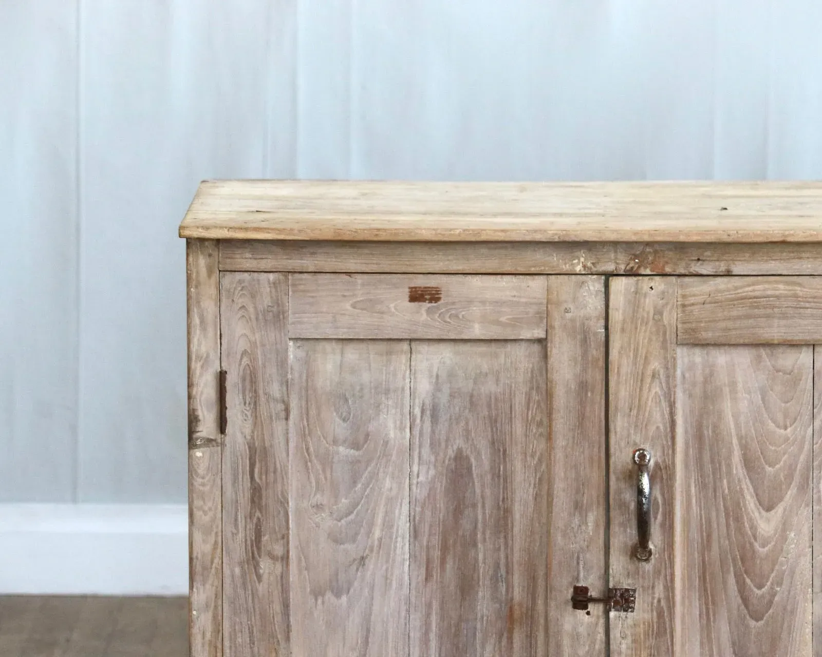 THE FELIX NATURAL WOOD CABINET