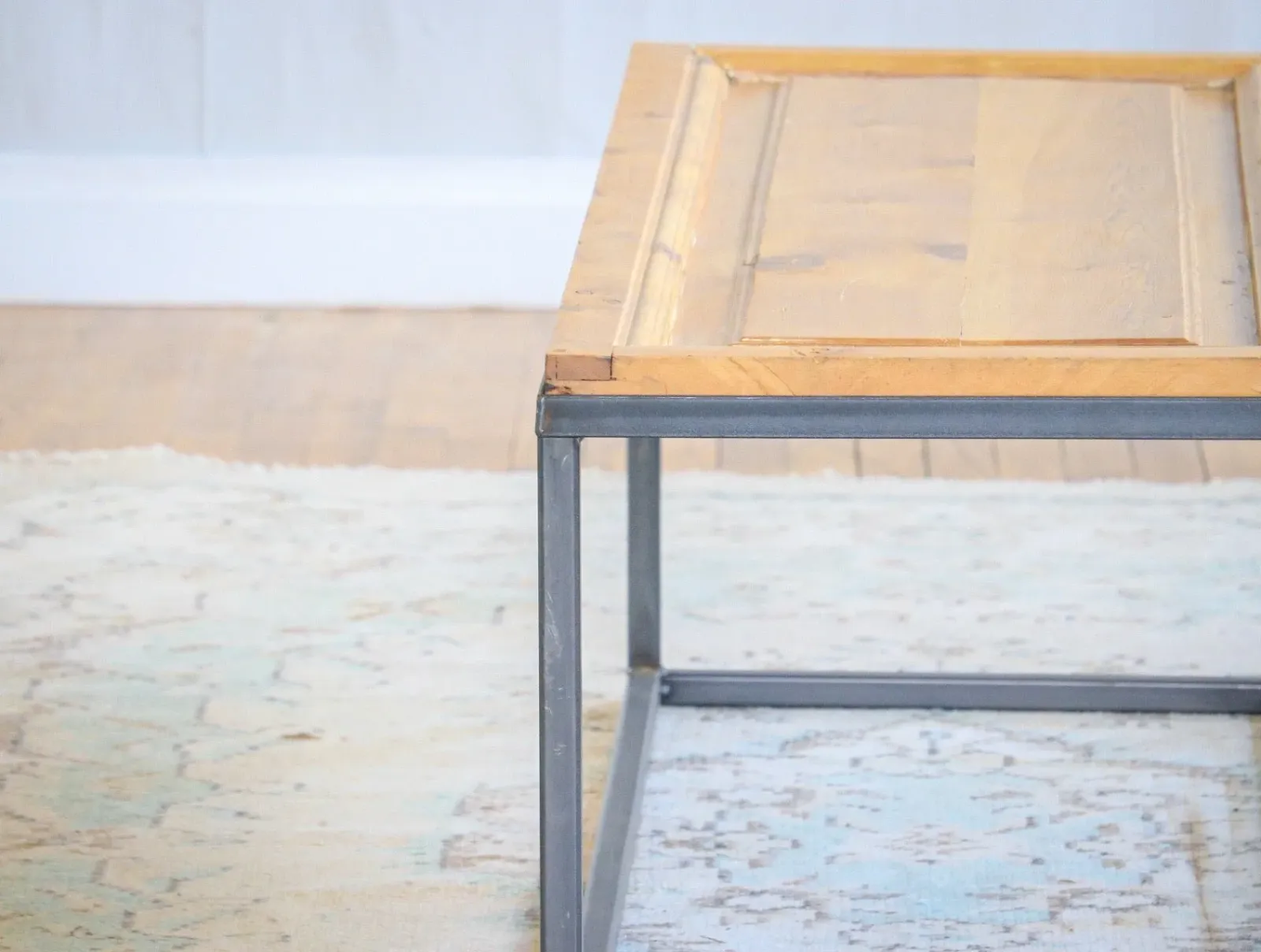 Edward Coffee Table