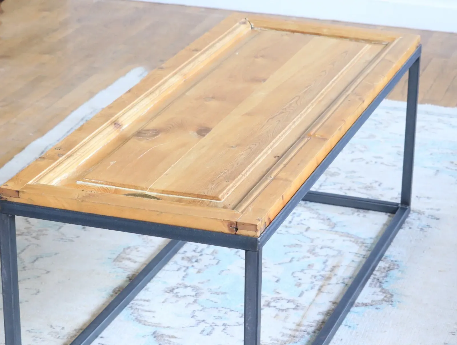 Edward Coffee Table