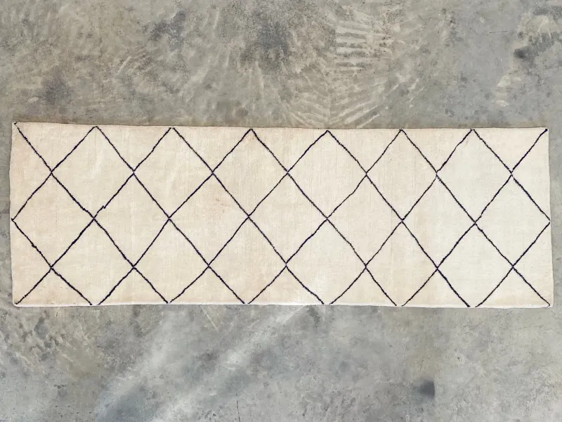 Moroccan Modern Rug; 8' x 2'8"
