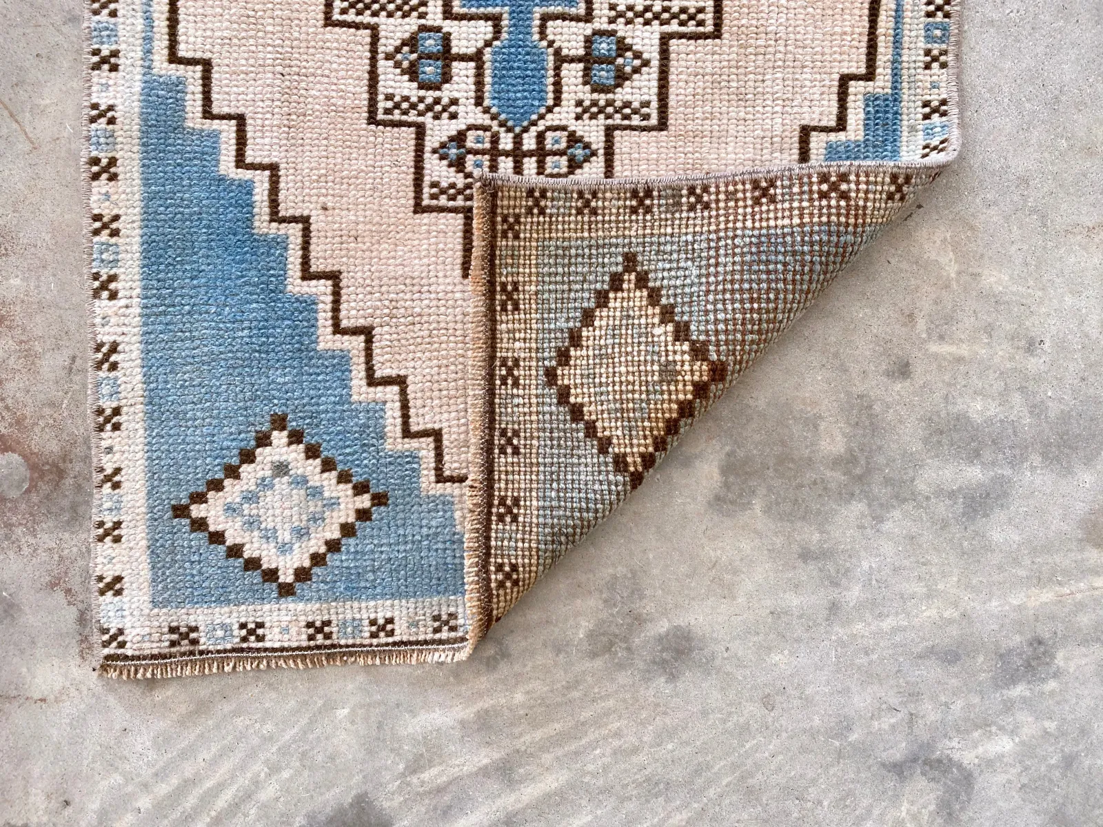 NEW - Small Vintage Turkish Rug; 2'x 3'