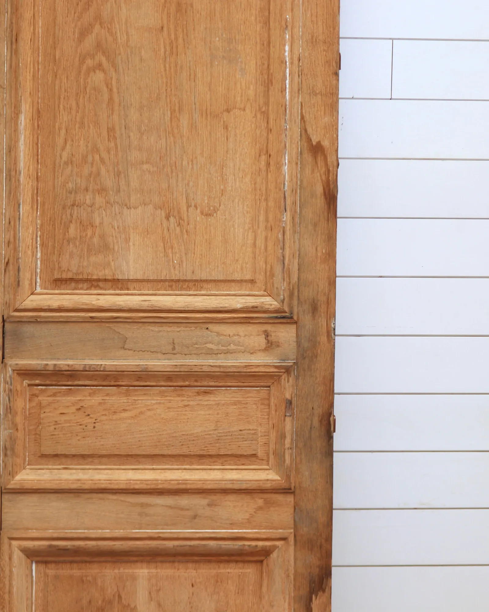 ORIGIN FRANCE: 19TH CENTURY OAK SINGLE DOOR