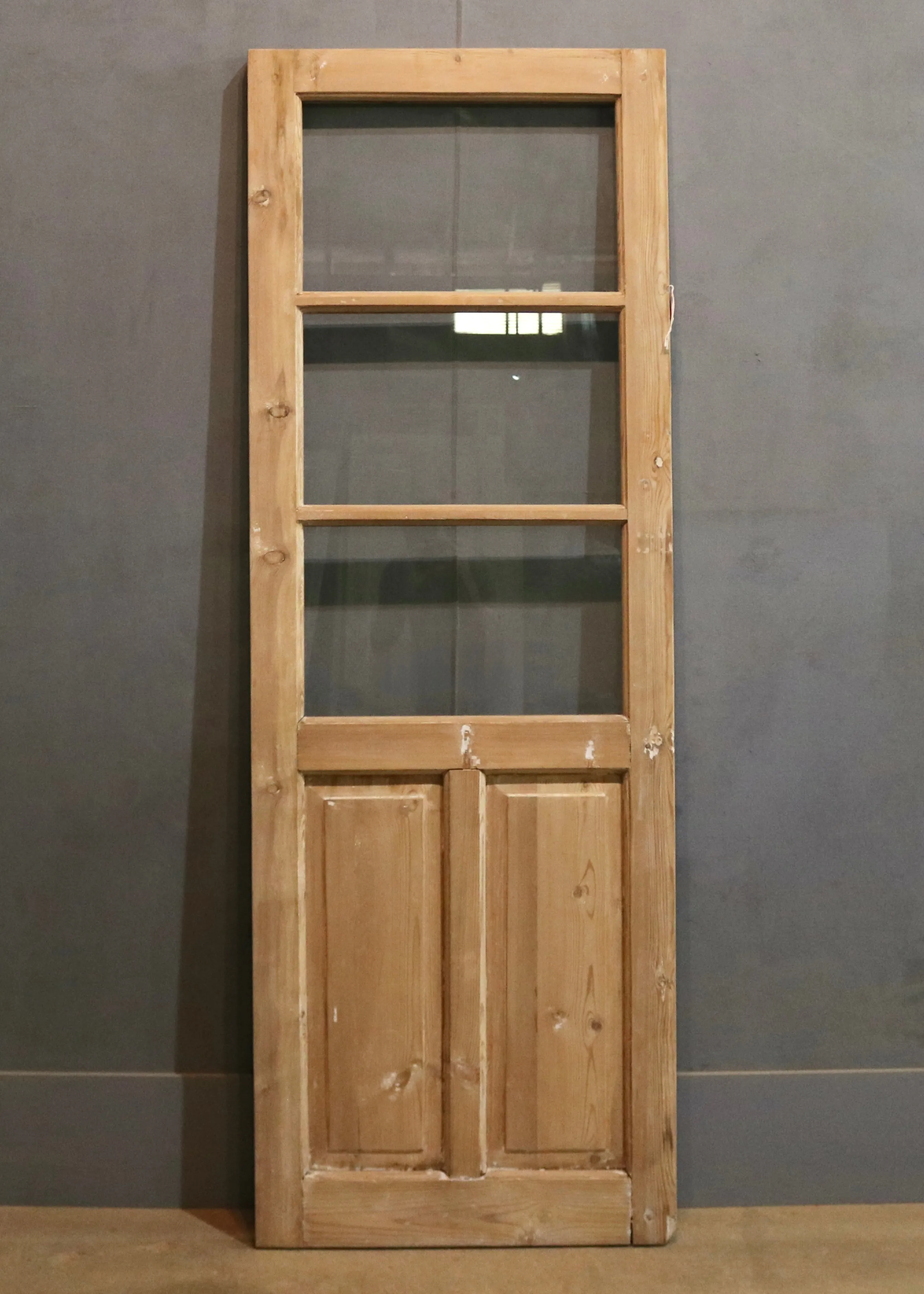 THE VALLA SINGLE GLASS DOOR