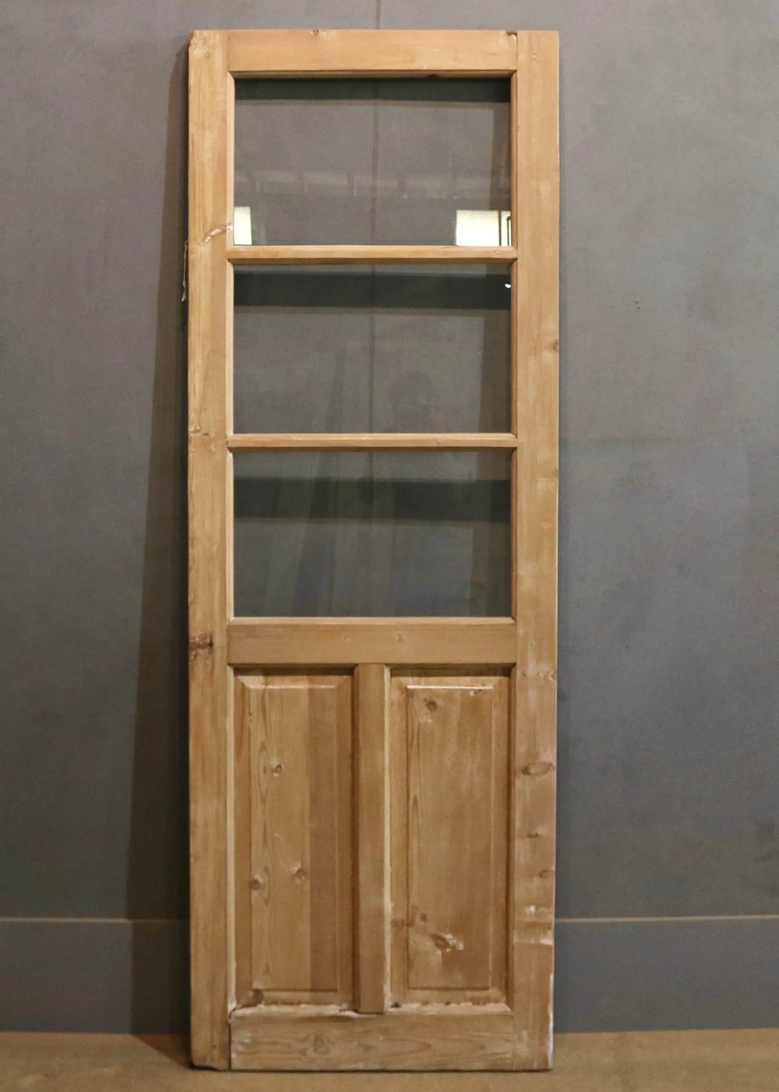 THE VALLA SINGLE GLASS DOOR