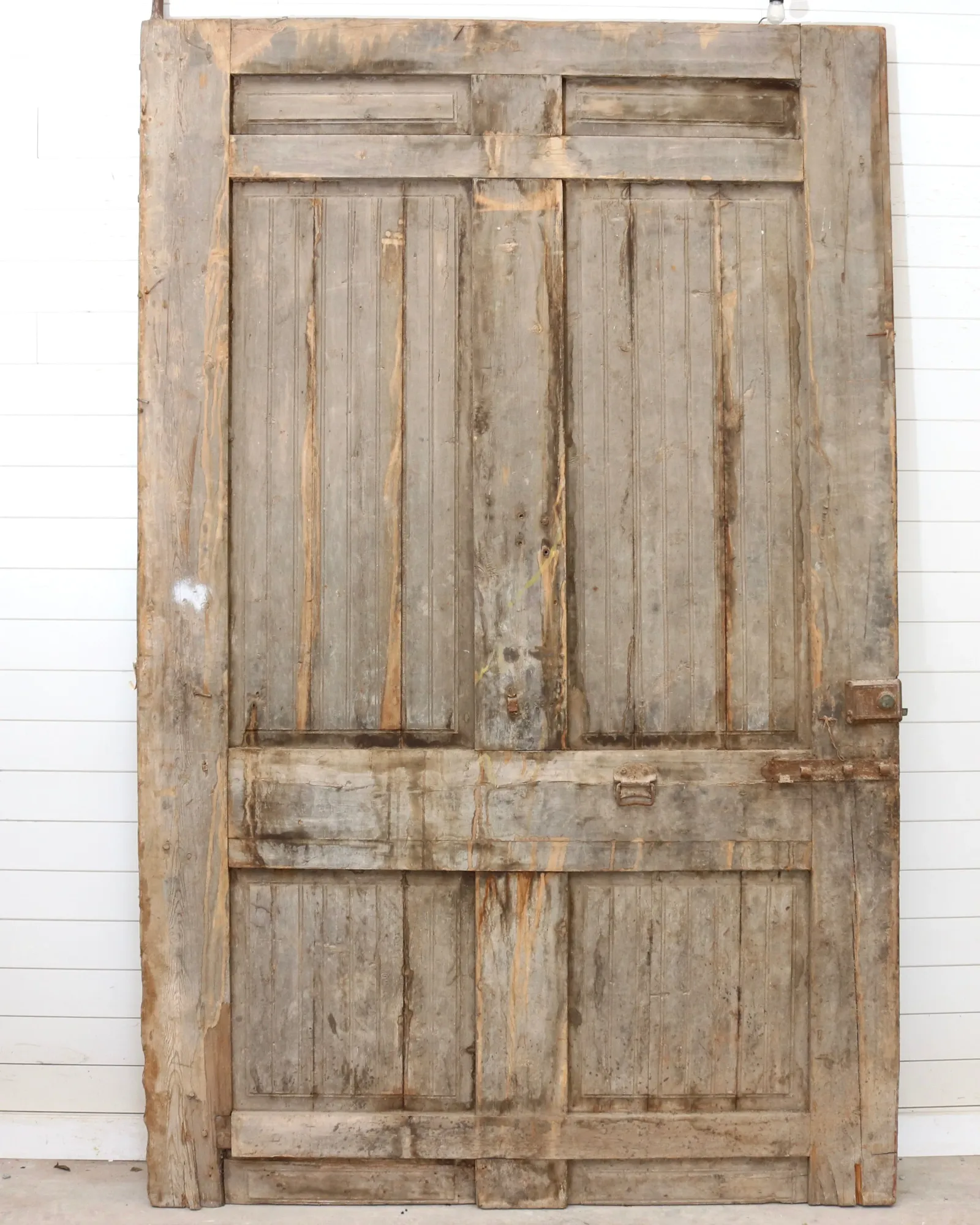 SIGNATURE 19TH CENTURY CARVED PANEL DOOR