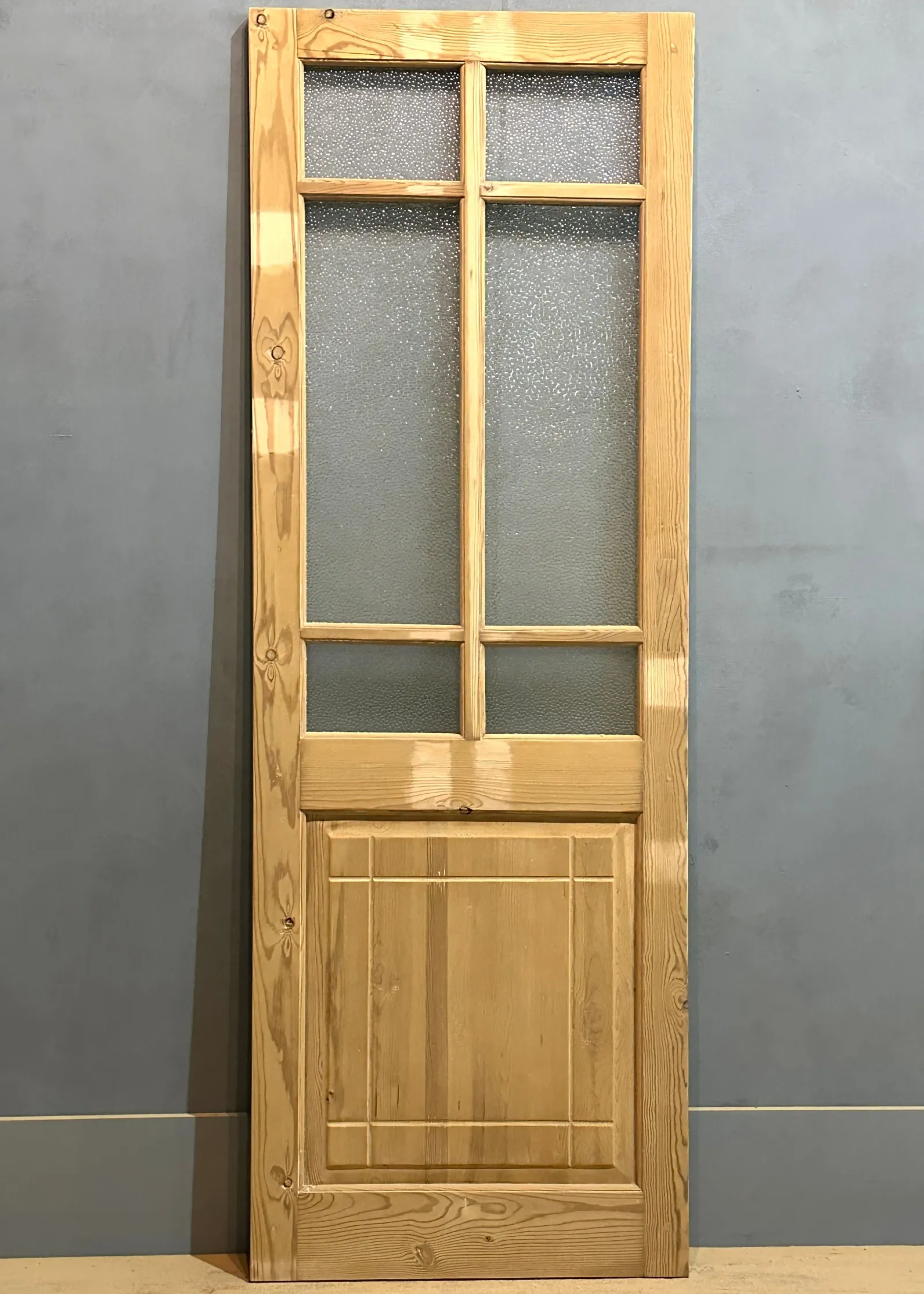 THE PAMELA SINGLE GLASS DOOR