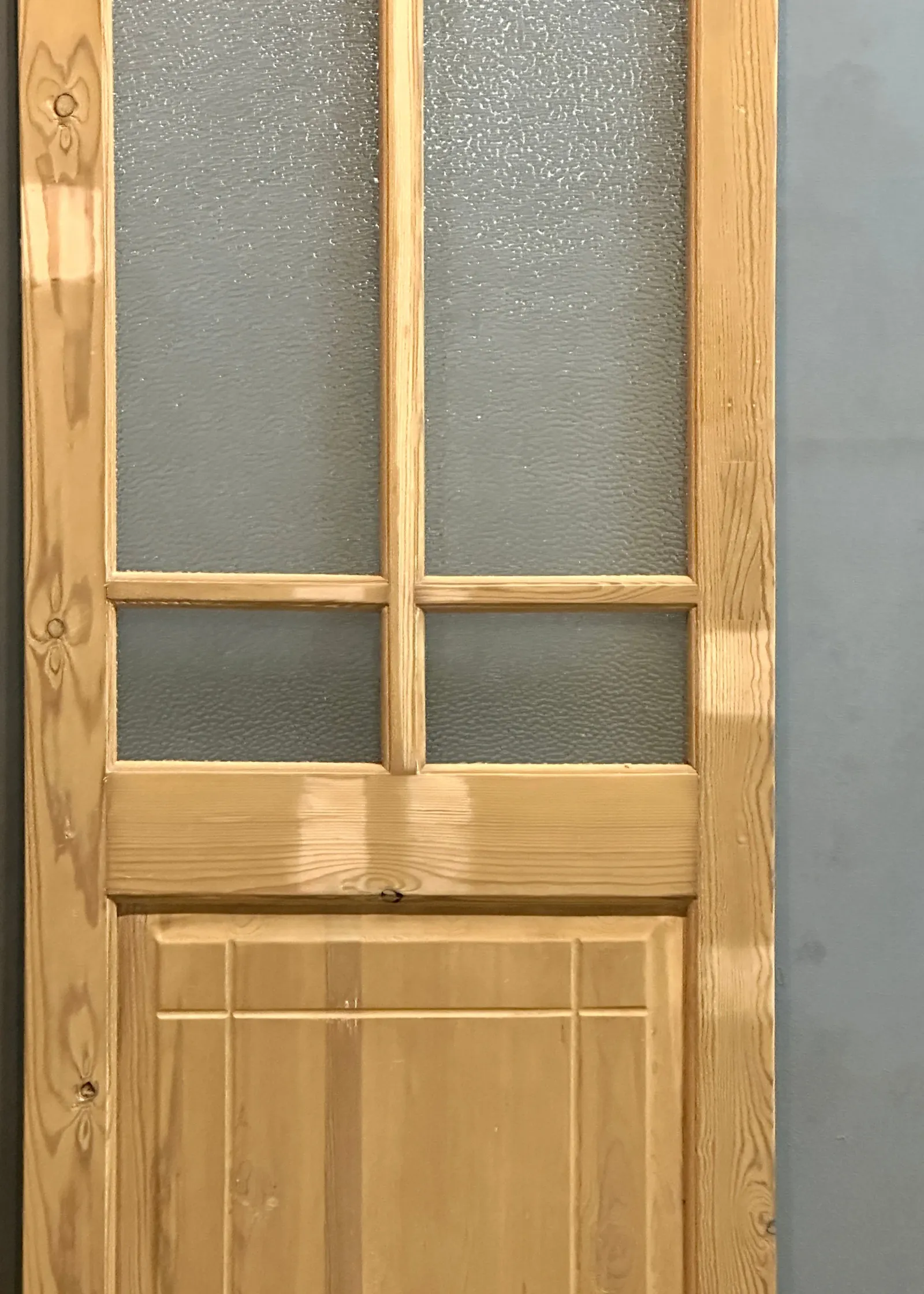 THE PAMELA SINGLE GLASS DOOR