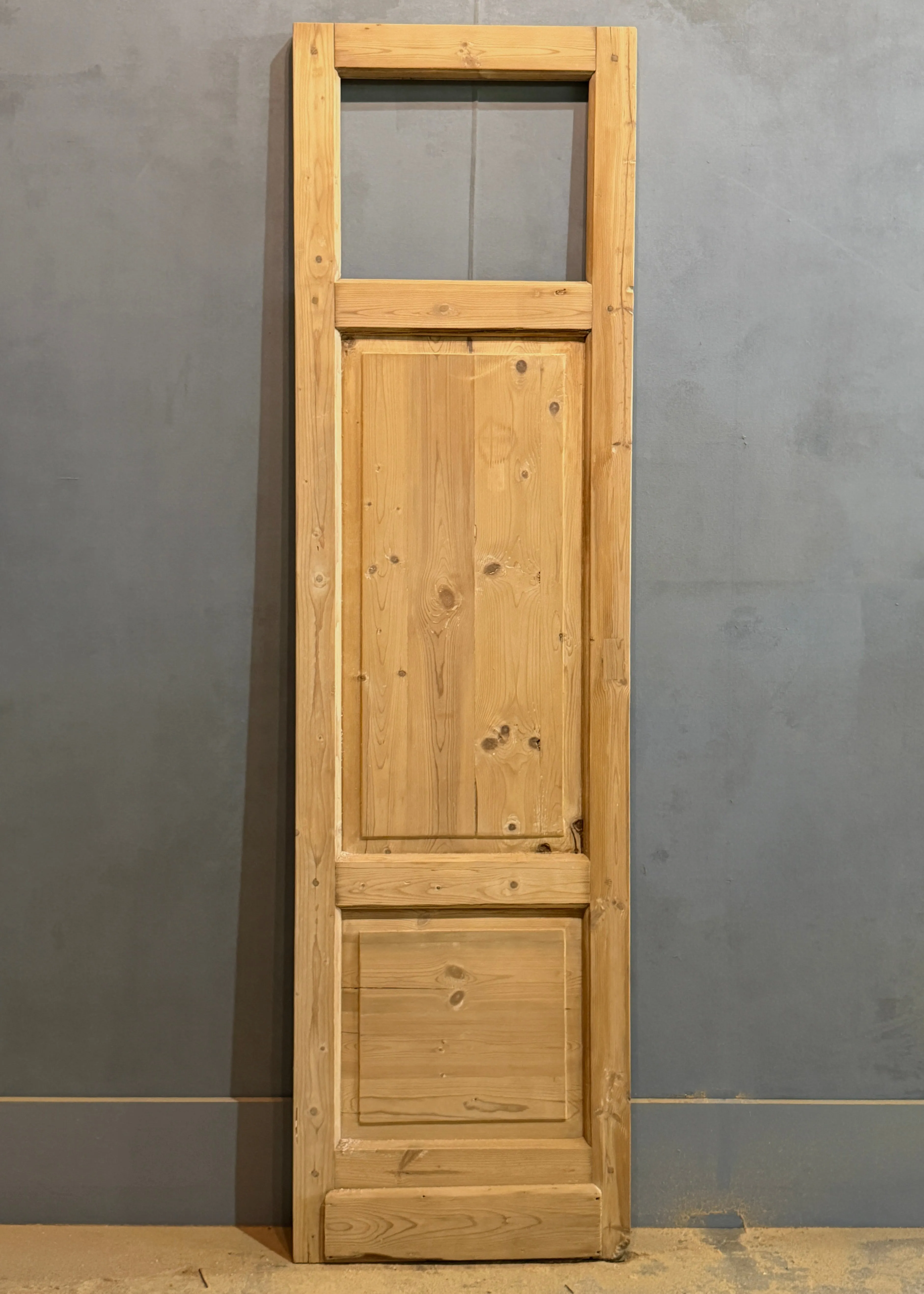 THE STANDRIDGE SINGLE GLASS DOOR