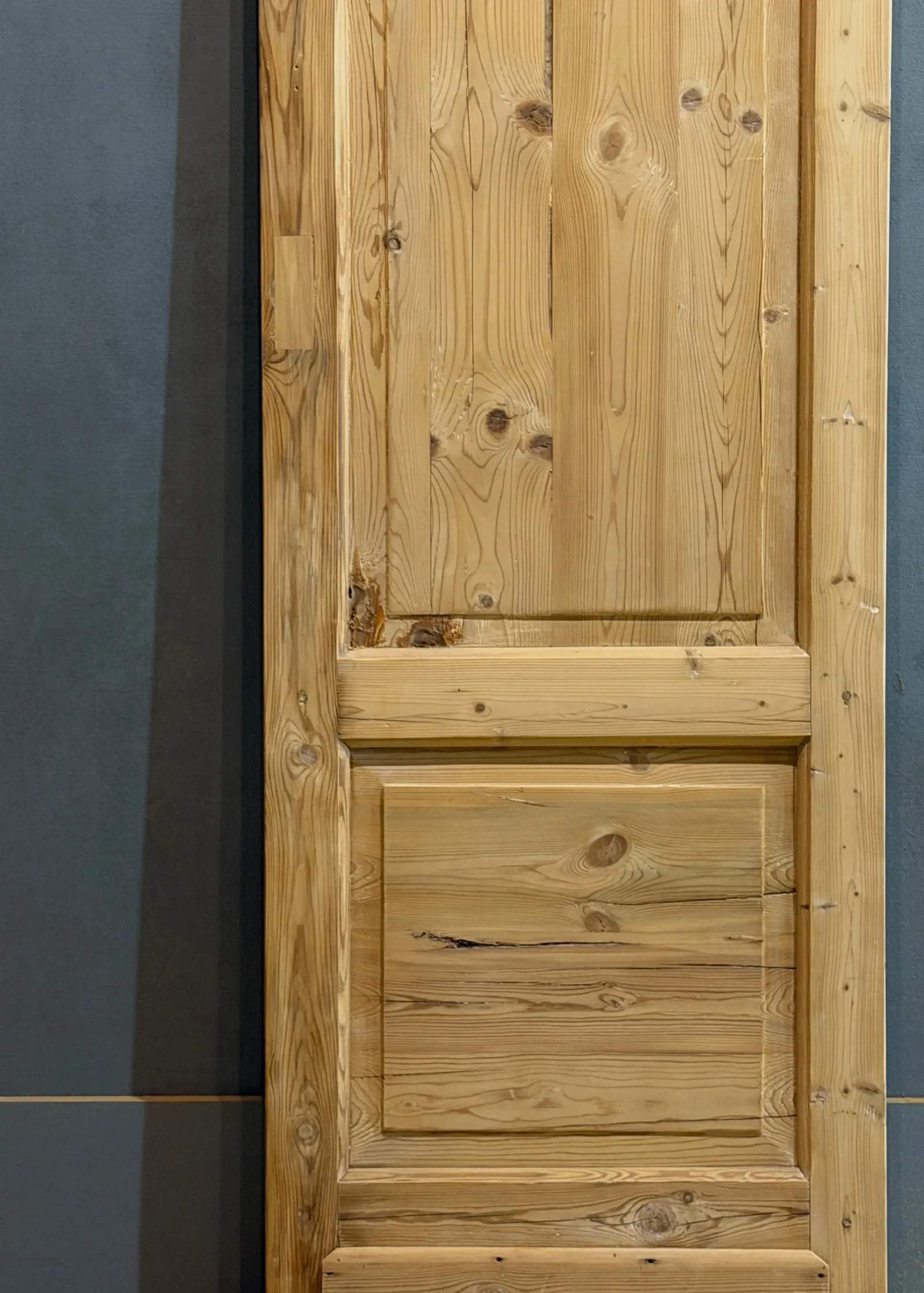 THE STANDRIDGE SINGLE GLASS DOOR