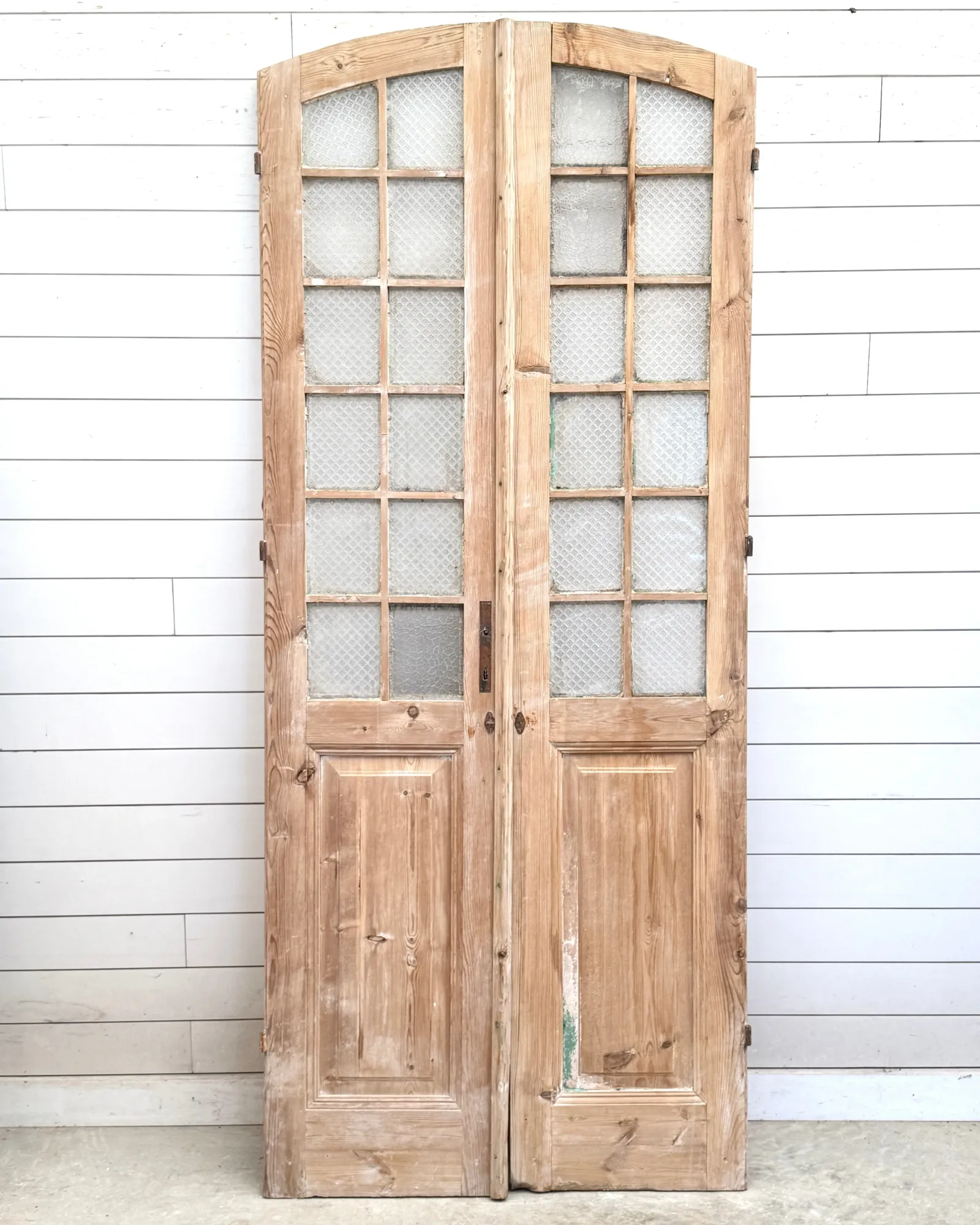 THE ANSLEY ARCHED GLASS DOOR PAIR