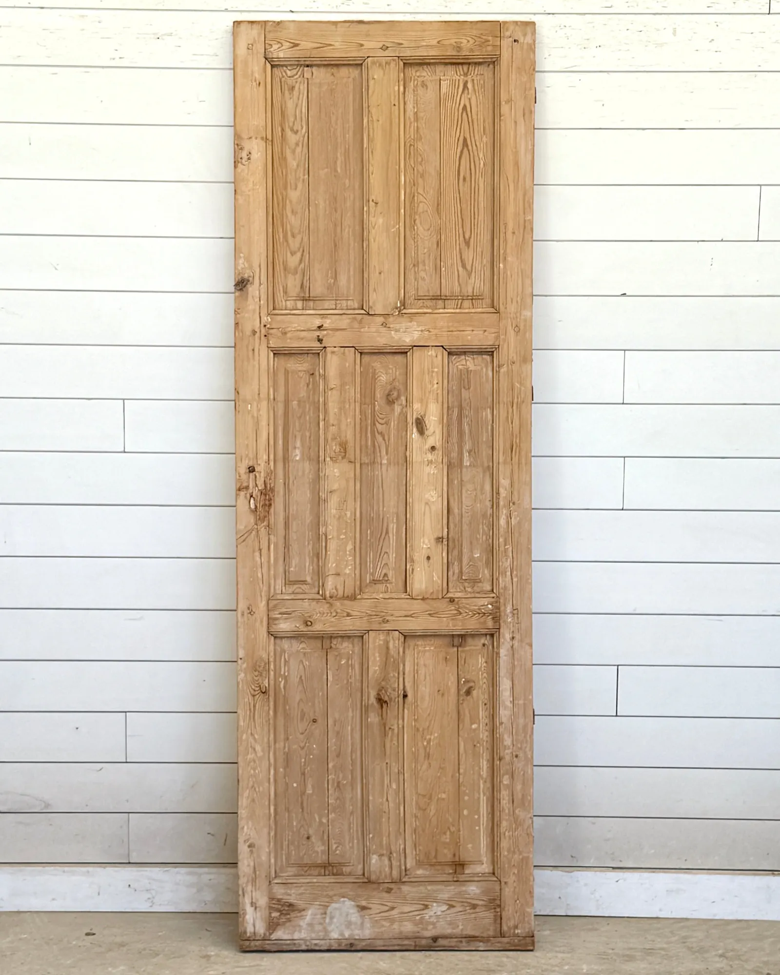 THE CARLSON SINGLE SOLID DOOR