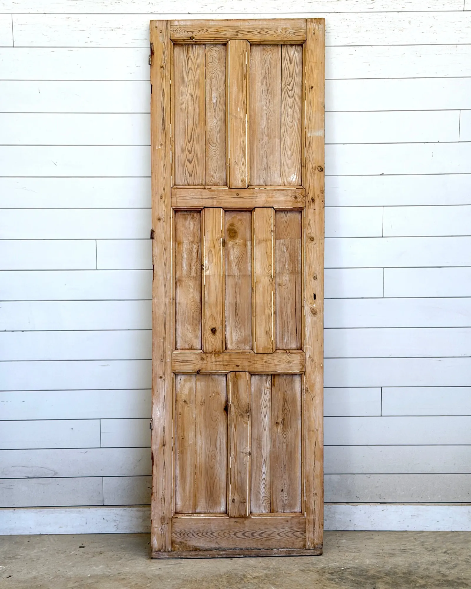 THE CARLSON SINGLE SOLID DOOR
