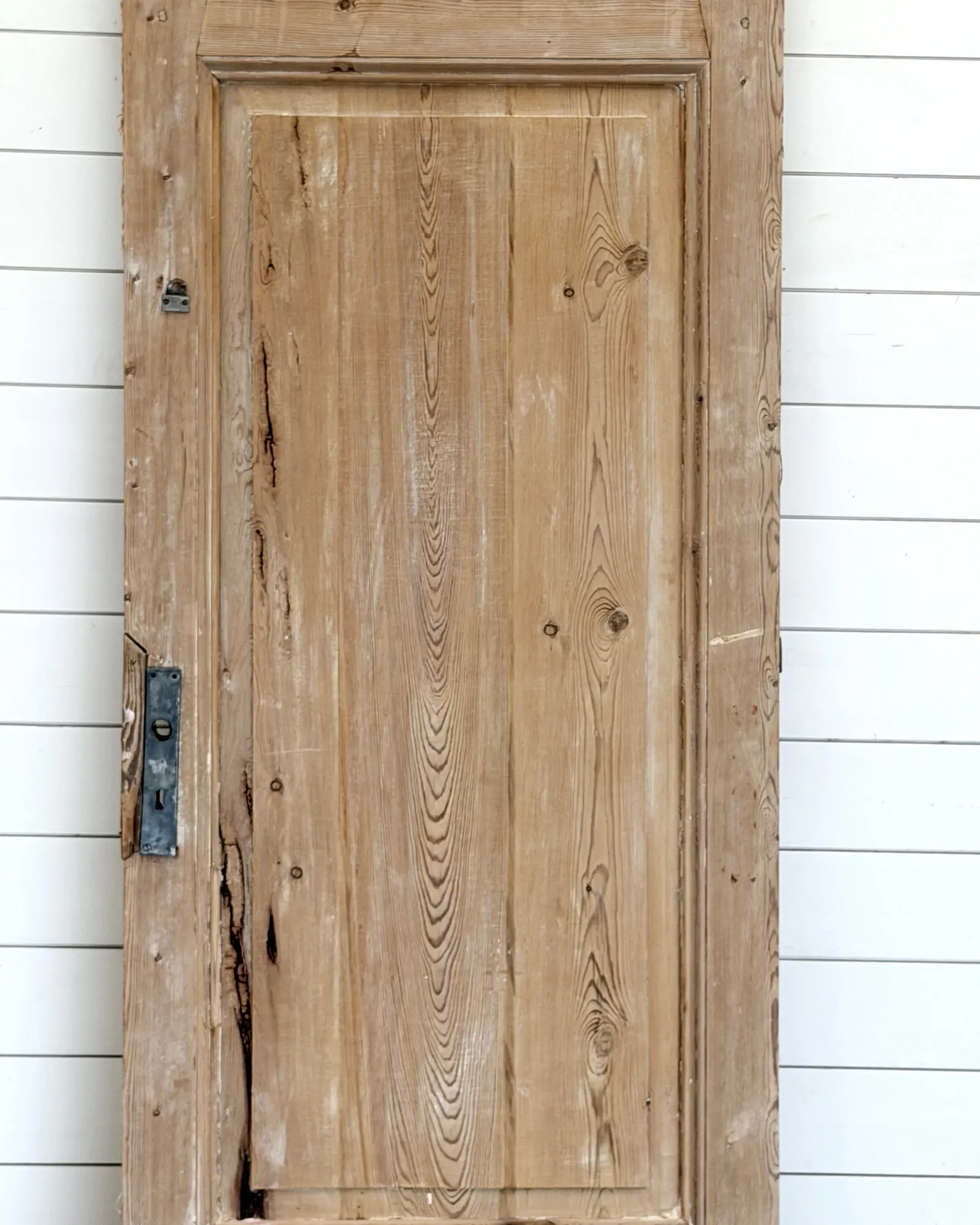 THE CHAMBER SINGLE DOOR