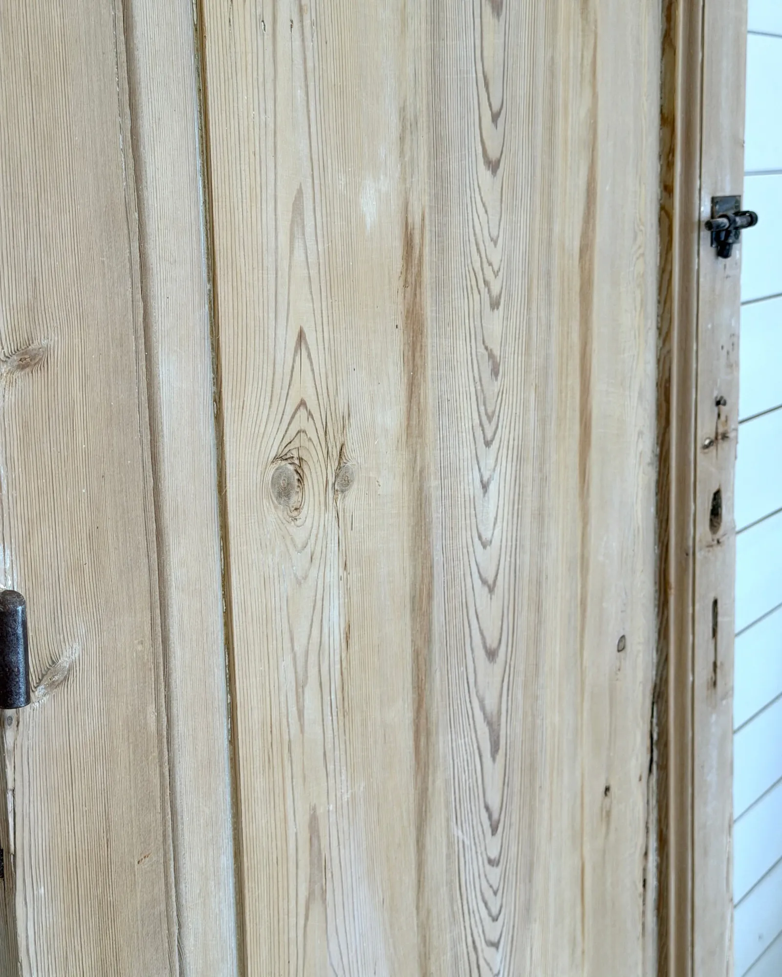 THE CHAMBER SINGLE DOOR