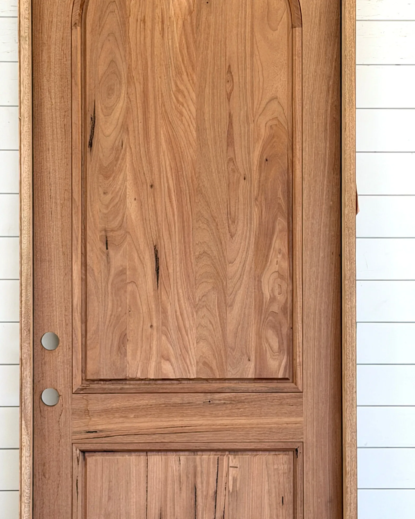 THE HARMONY WALNUT SINGLE DOOR