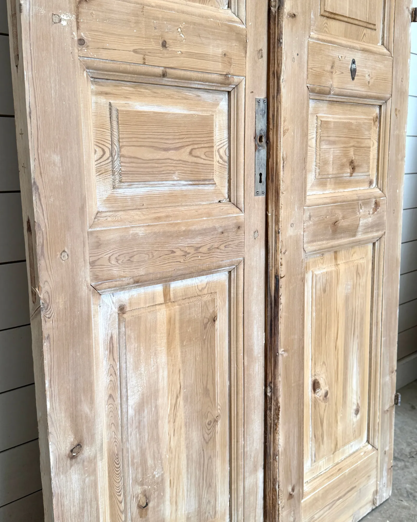 THE CALHOUN SOLID DOOR PAIR
