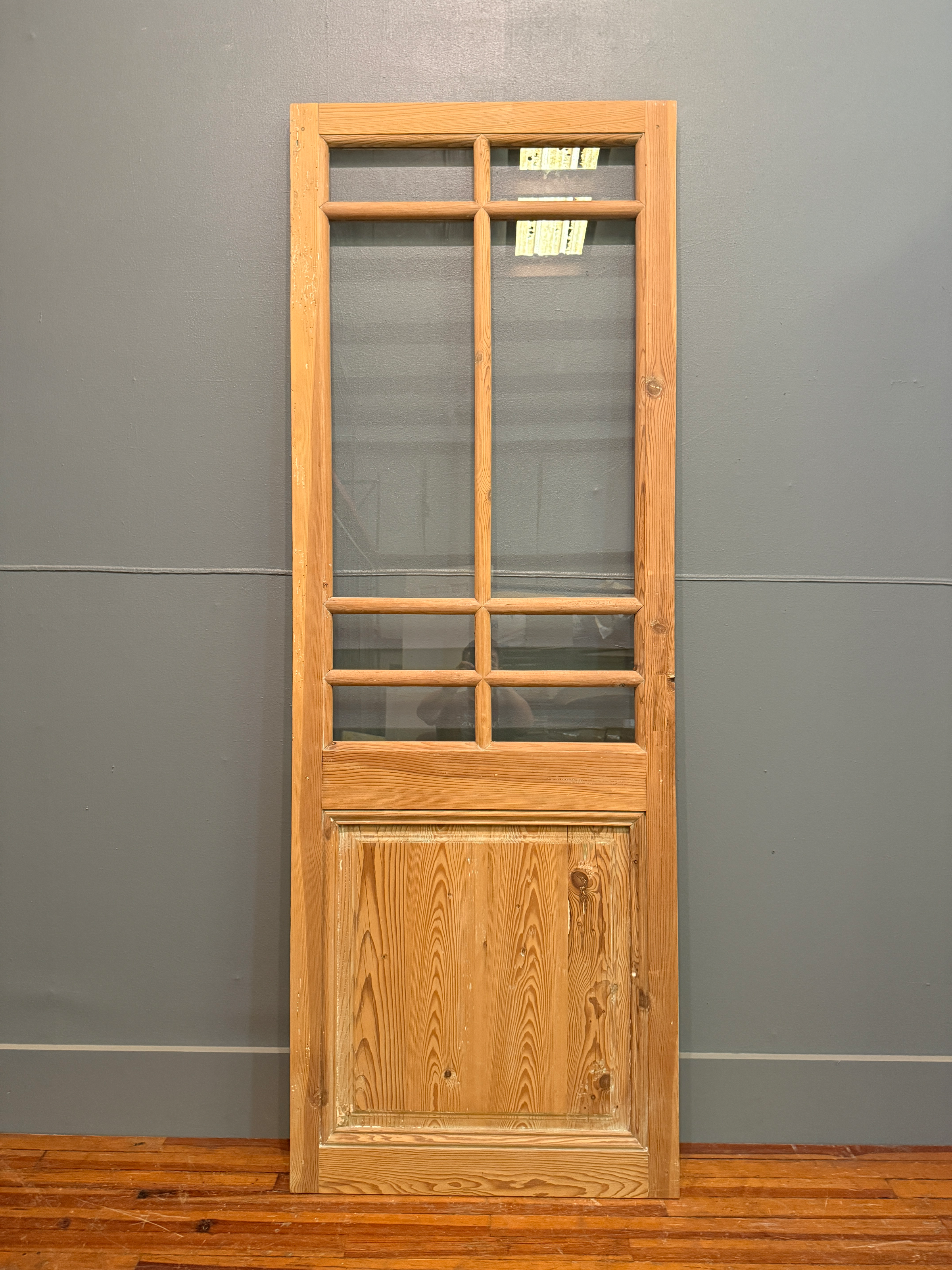 THE JULIA SINGLE DOOR WITH GLASS
