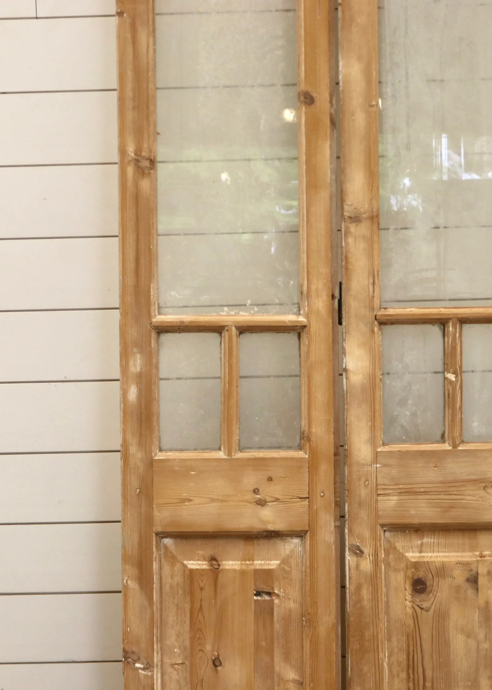 THE ALVIN FRENCH PAIR WITH GLASS