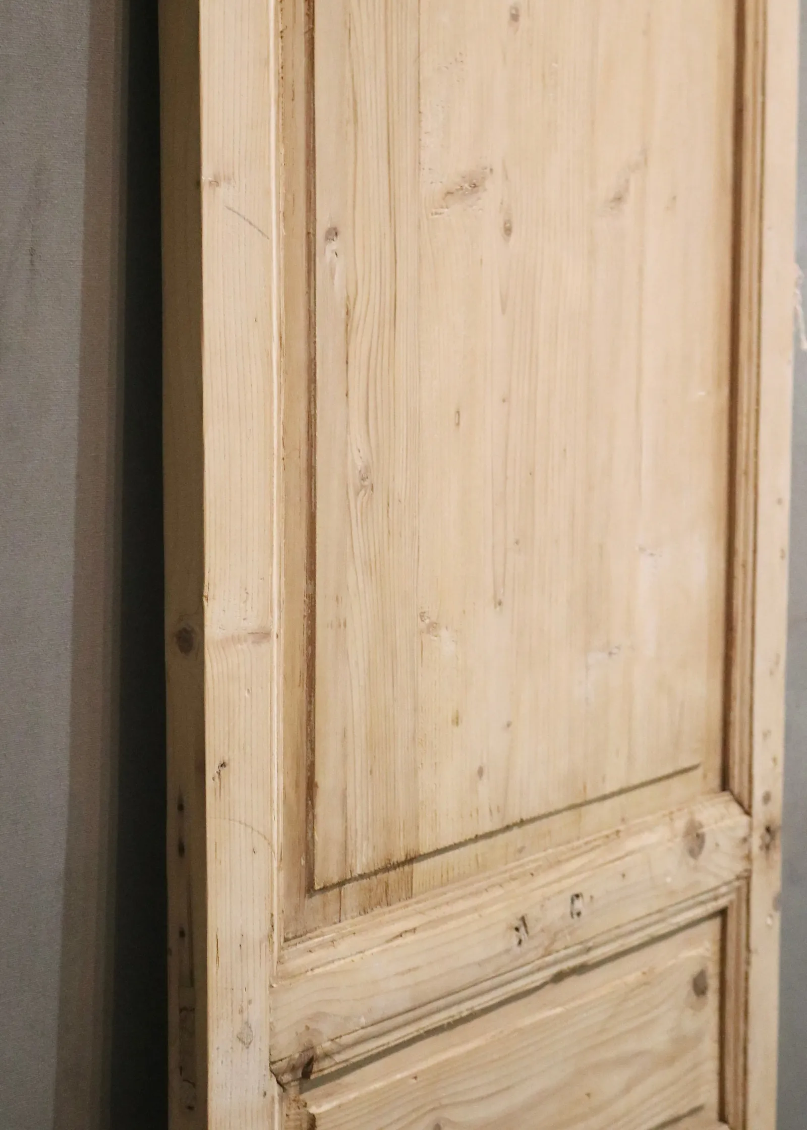 THE DOROTHY SINGLE SOLID DOOR