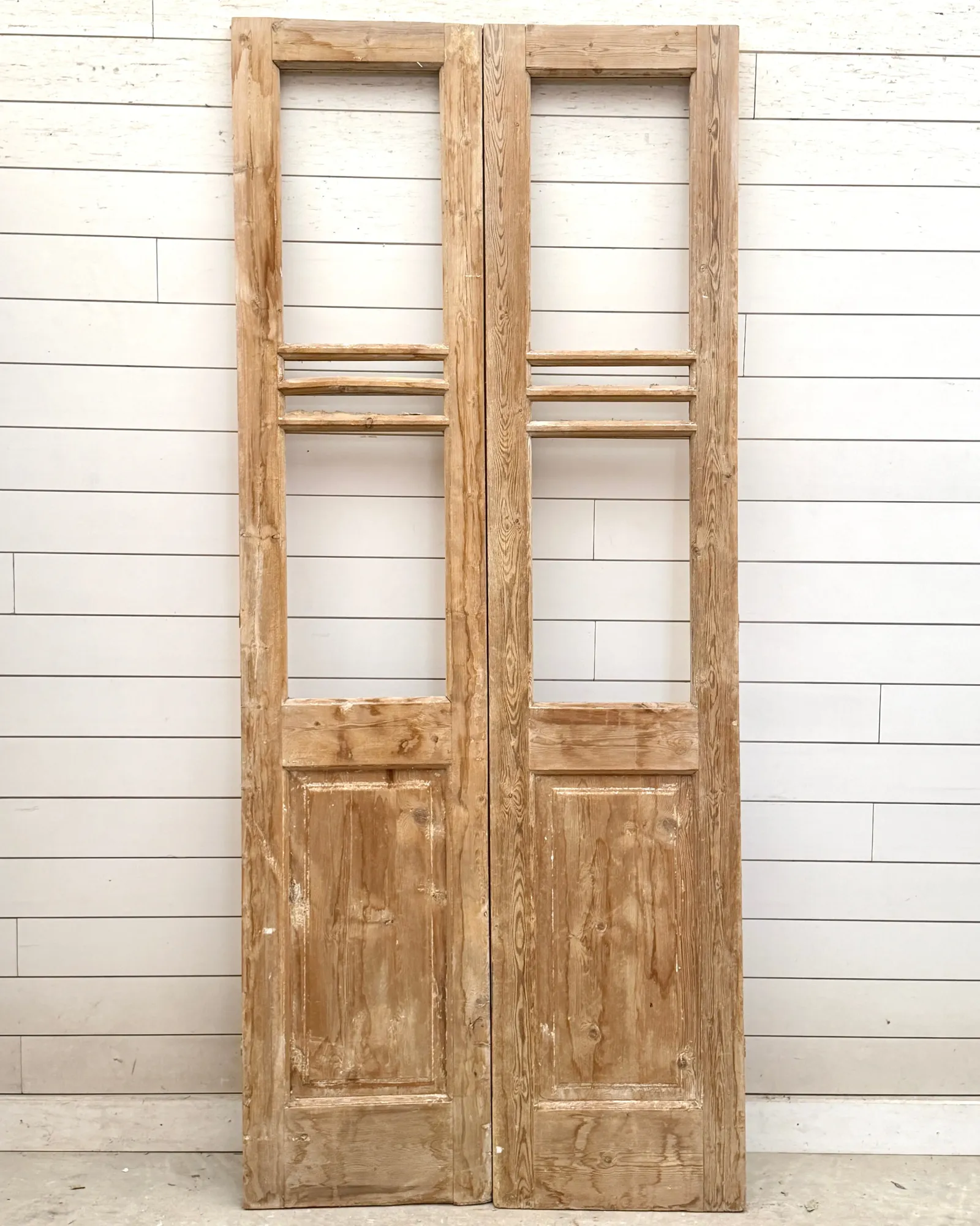 THE CLEO GLASS DOOR PAIR