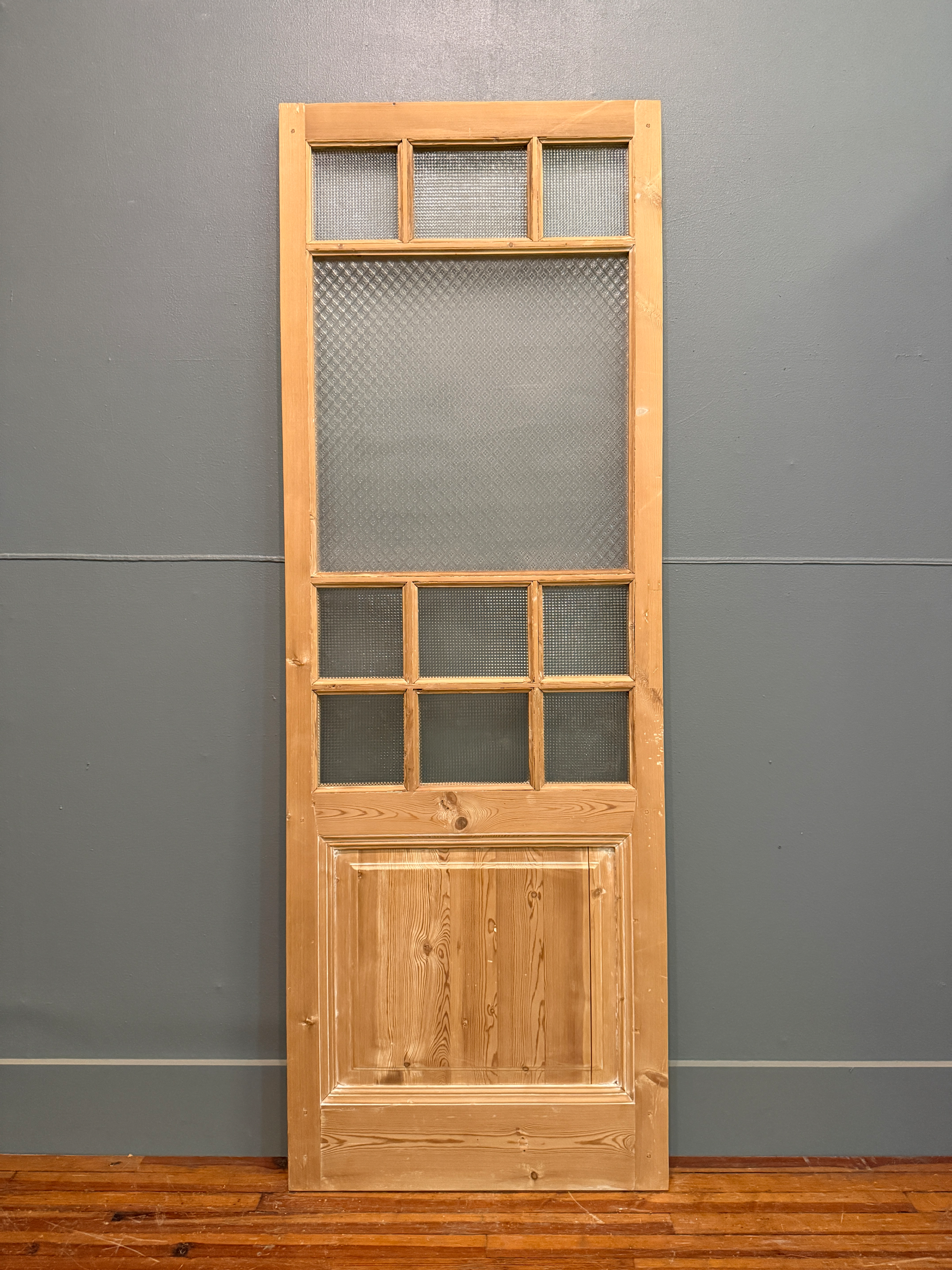 THE MALIBU SINGLE DOOR WITH GLASS