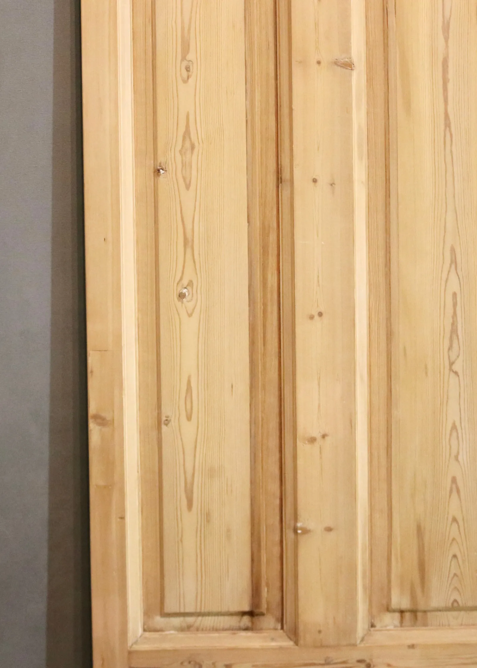 THE ELIJAH SINGLE SOLID DOOR