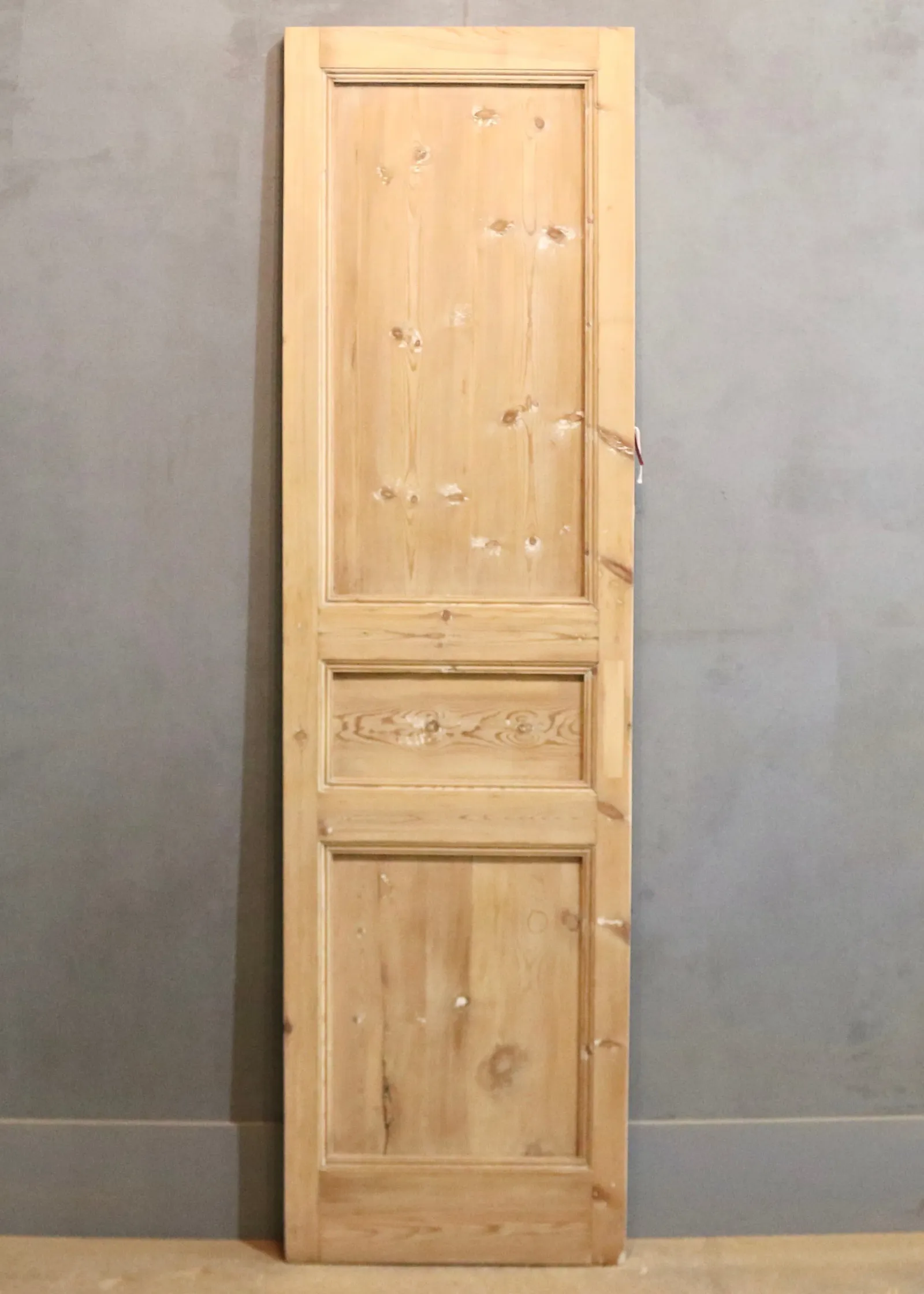 THE GABRIEL SINGLE SOLID DOOR