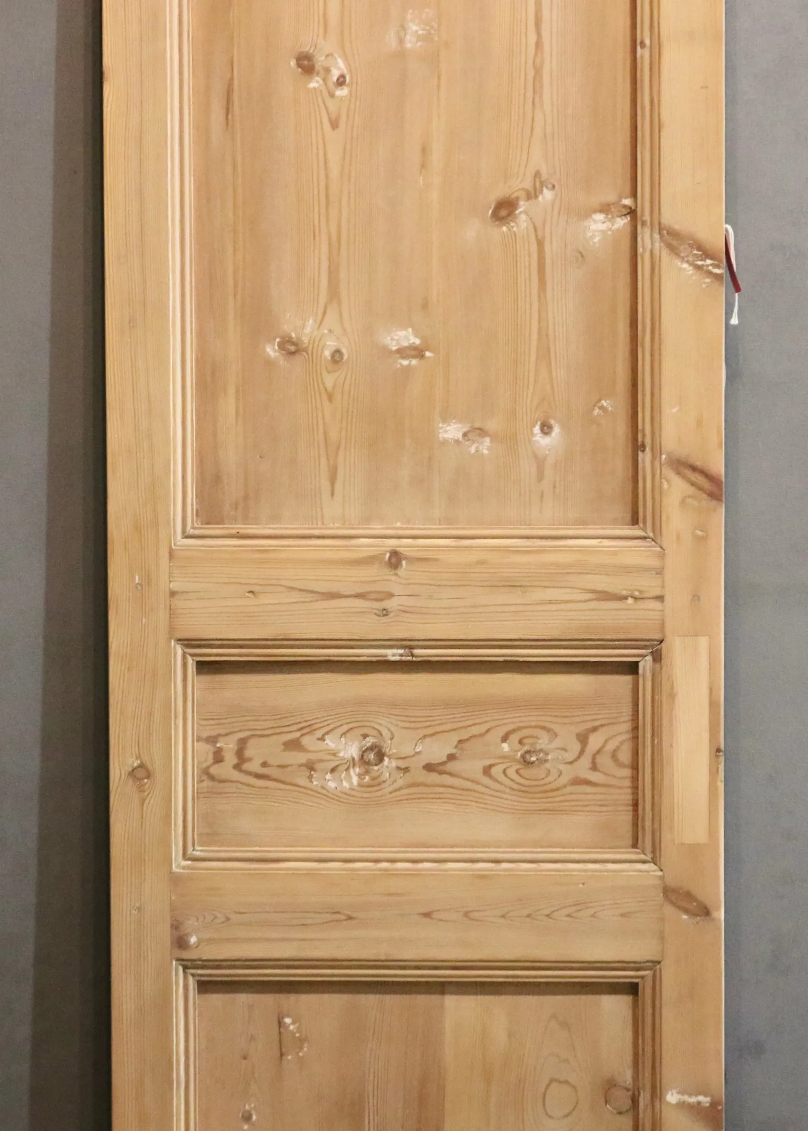 THE GABRIEL SINGLE SOLID DOOR