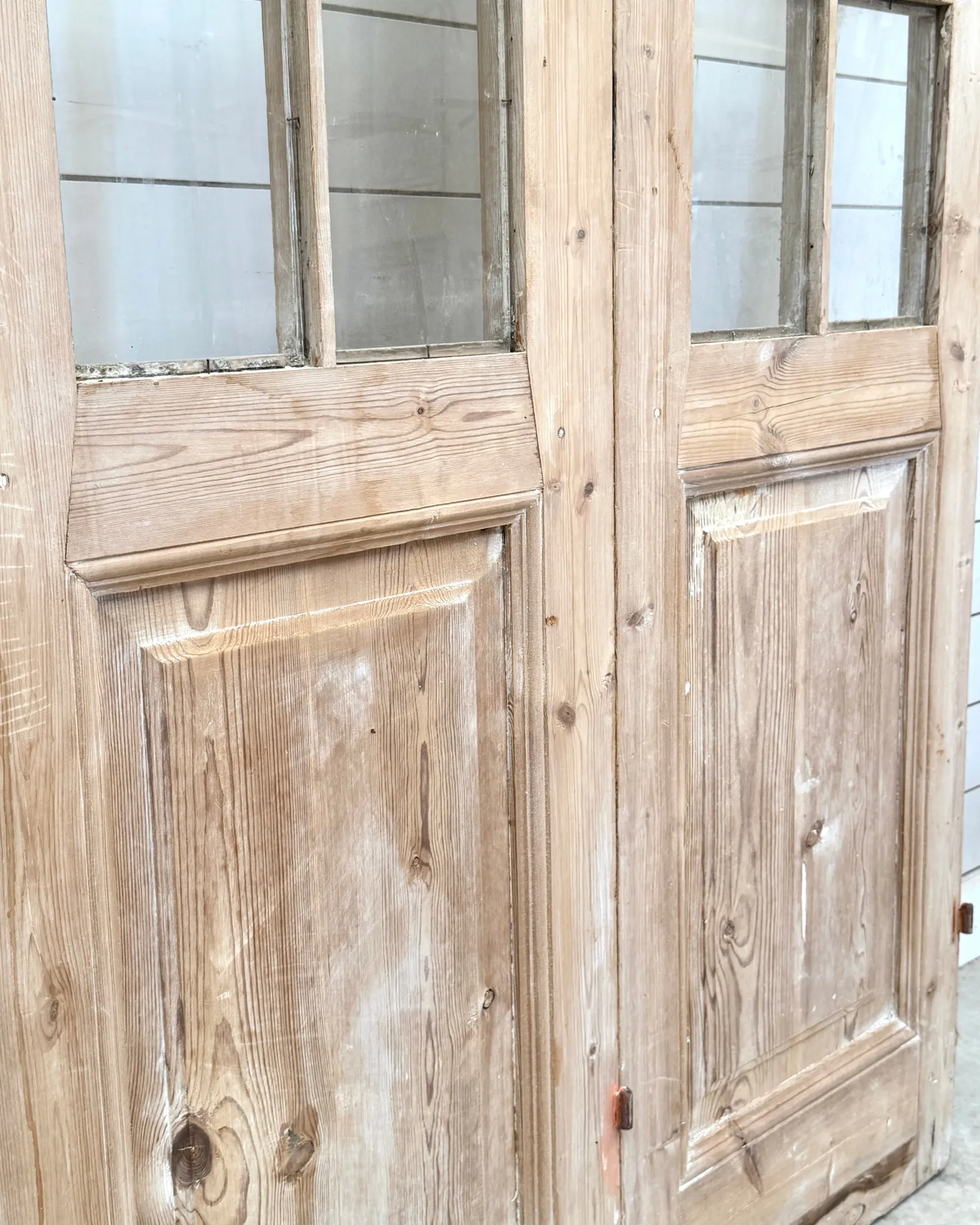 THE DUNWOODY GLASS DOOR PAIR