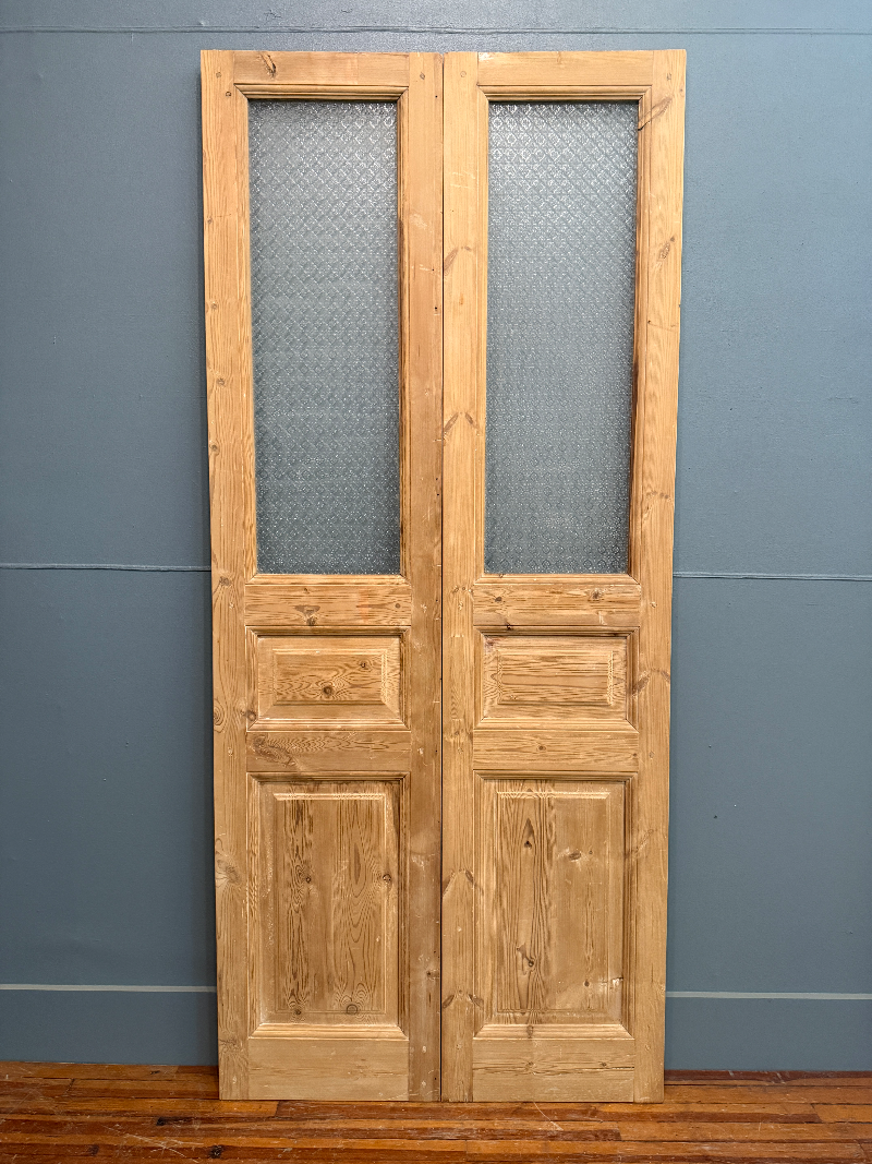 THE WHITMORE PAIR WITH GLASS