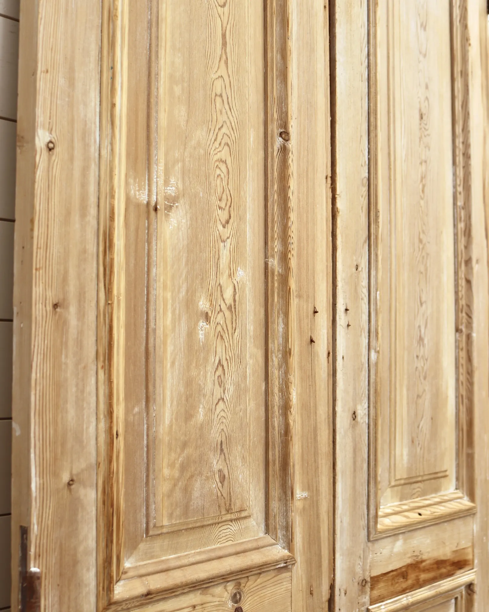 THE OLSEN SOLID DOOR PAIR