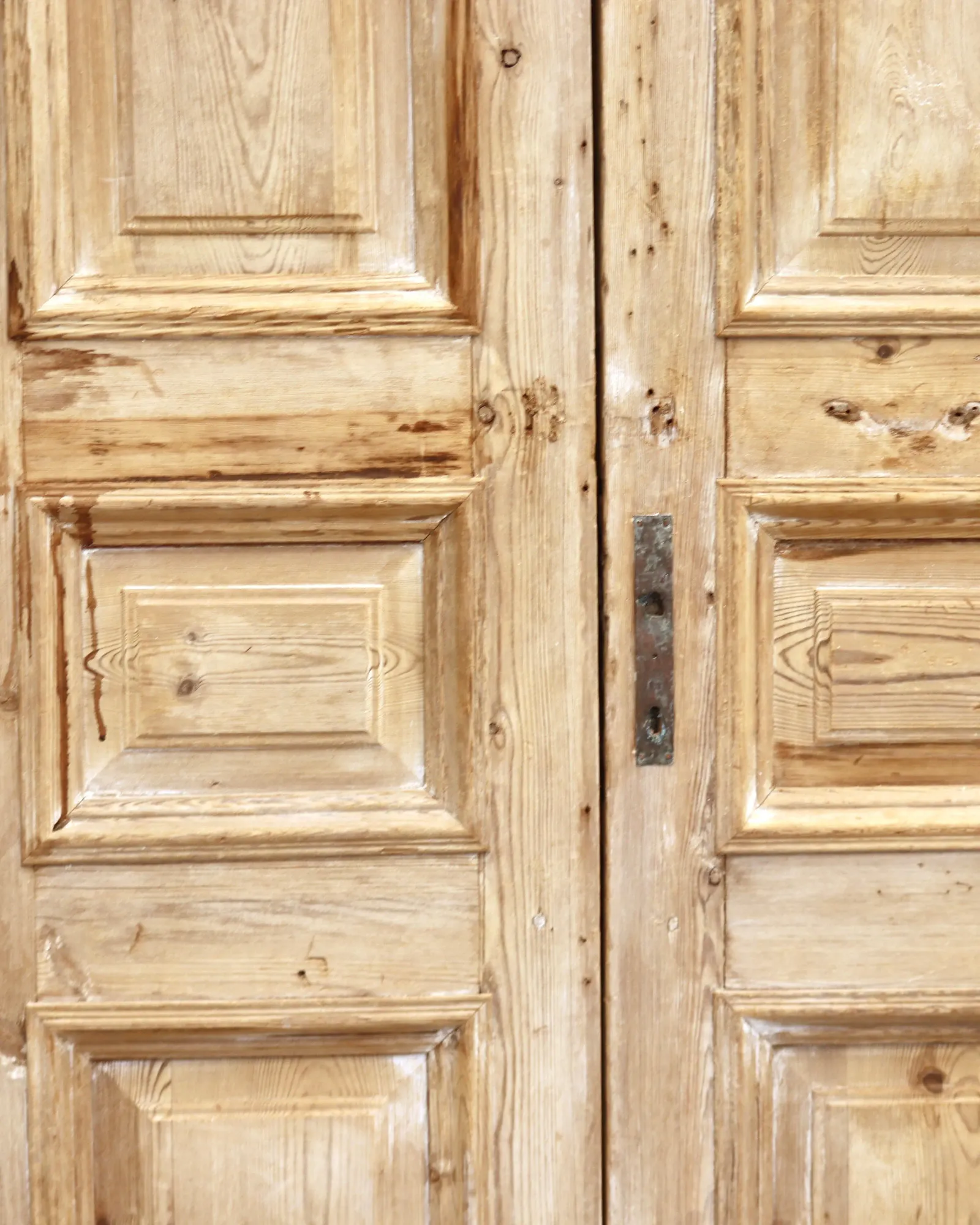THE OLSEN SOLID DOOR PAIR