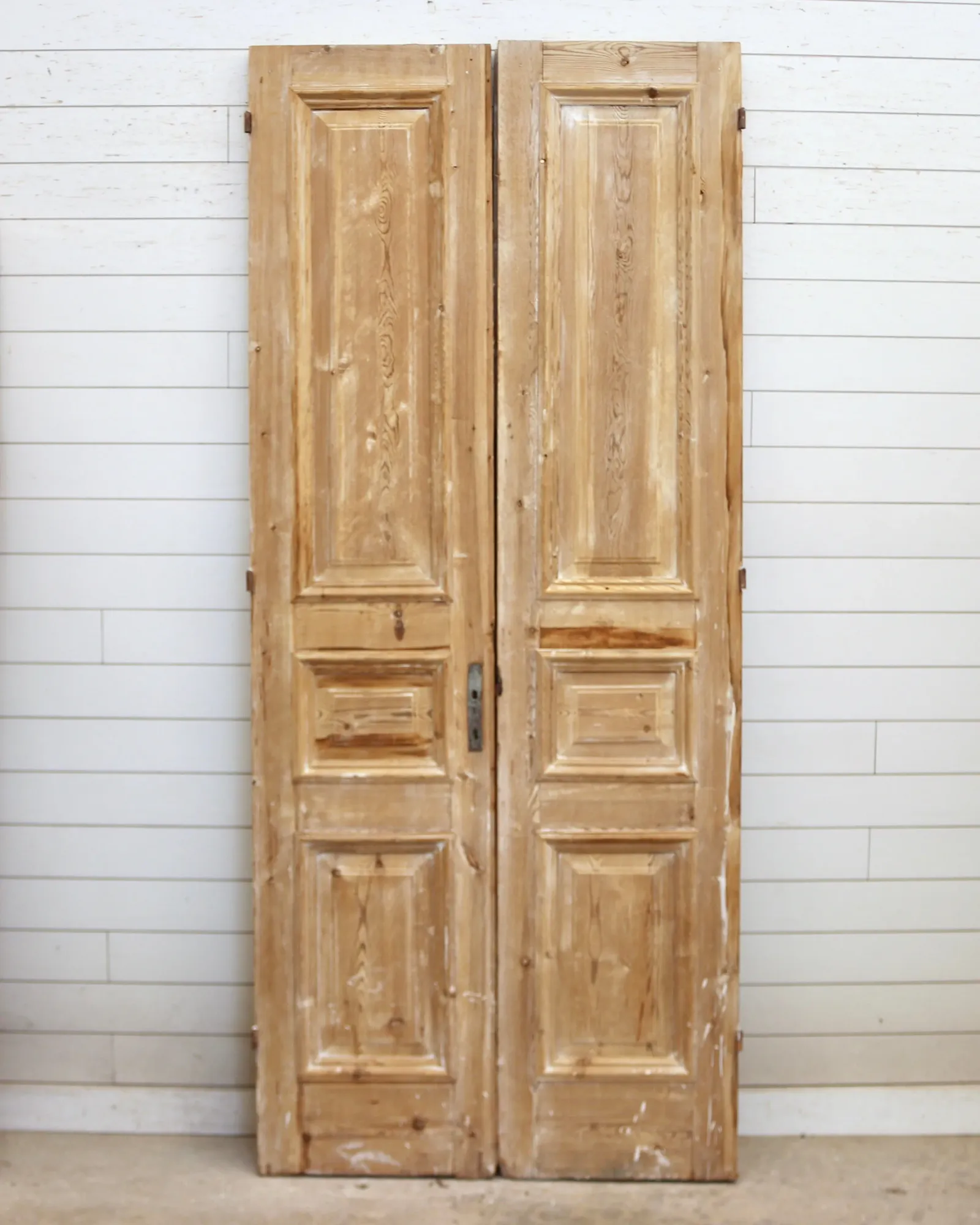 THE OLSEN SOLID DOOR PAIR