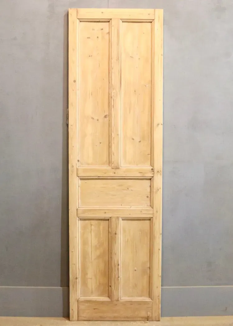 THE CLIFT SINGLE SOLID DOOR