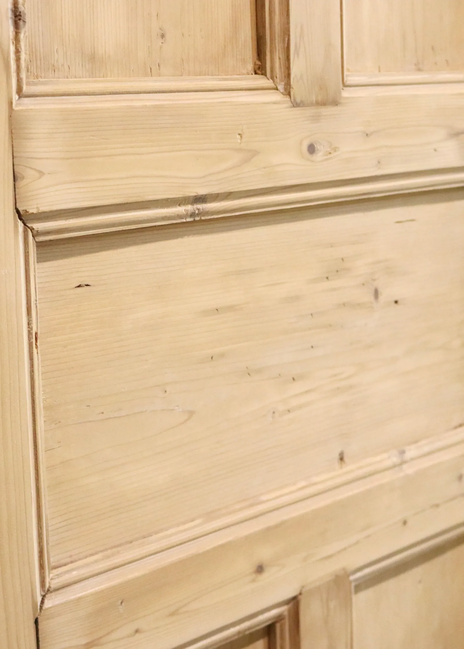 THE CLIFT SINGLE SOLID DOOR