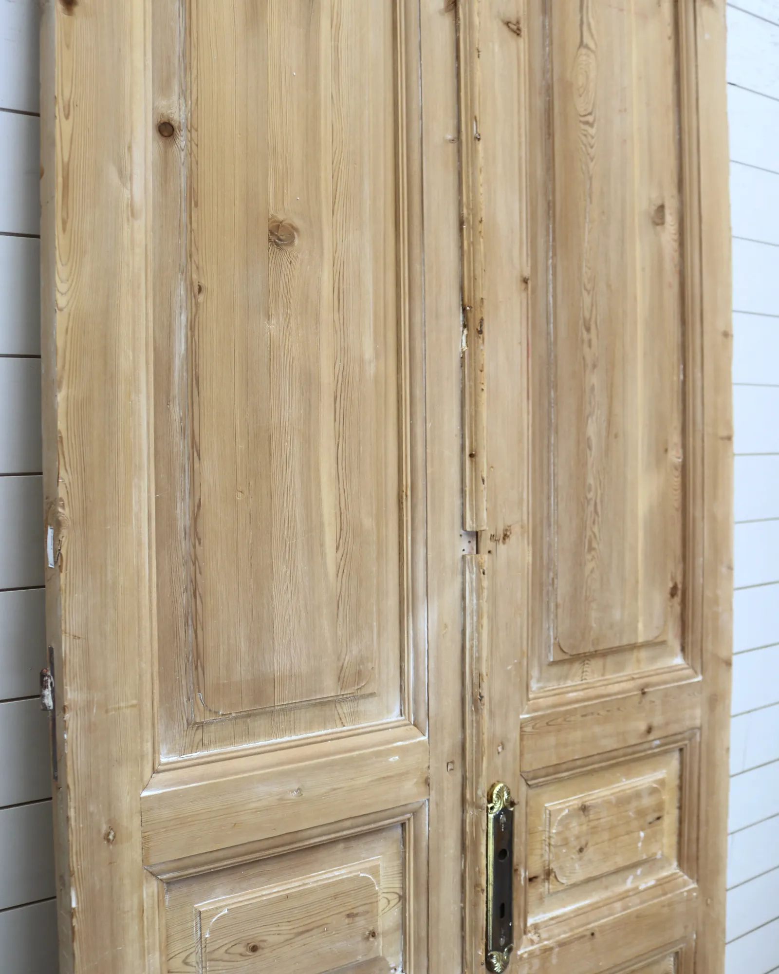 THE DANSBY SOLID DOOR PAIR