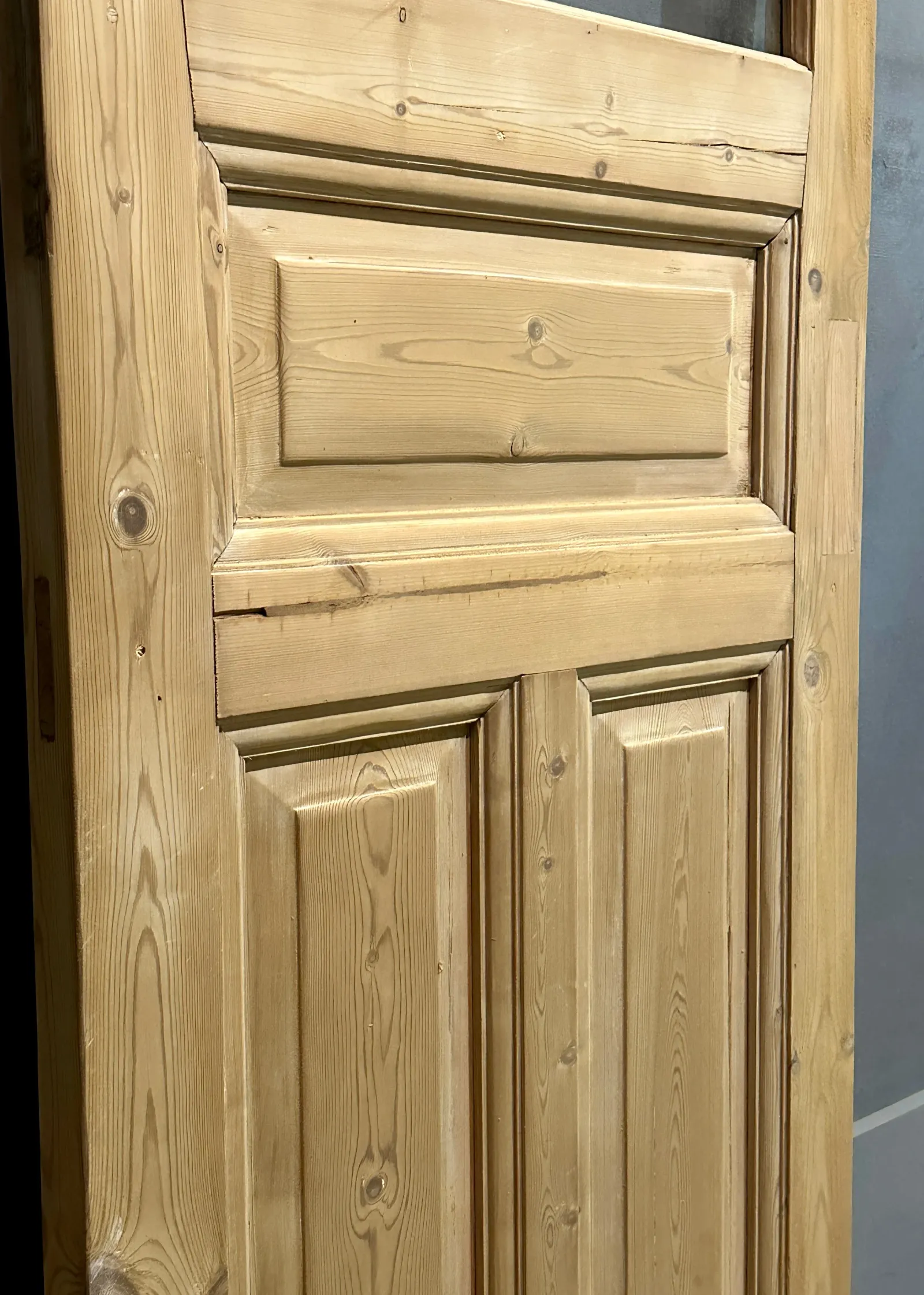 THE DIEGO SINGLE GLASS DOOR